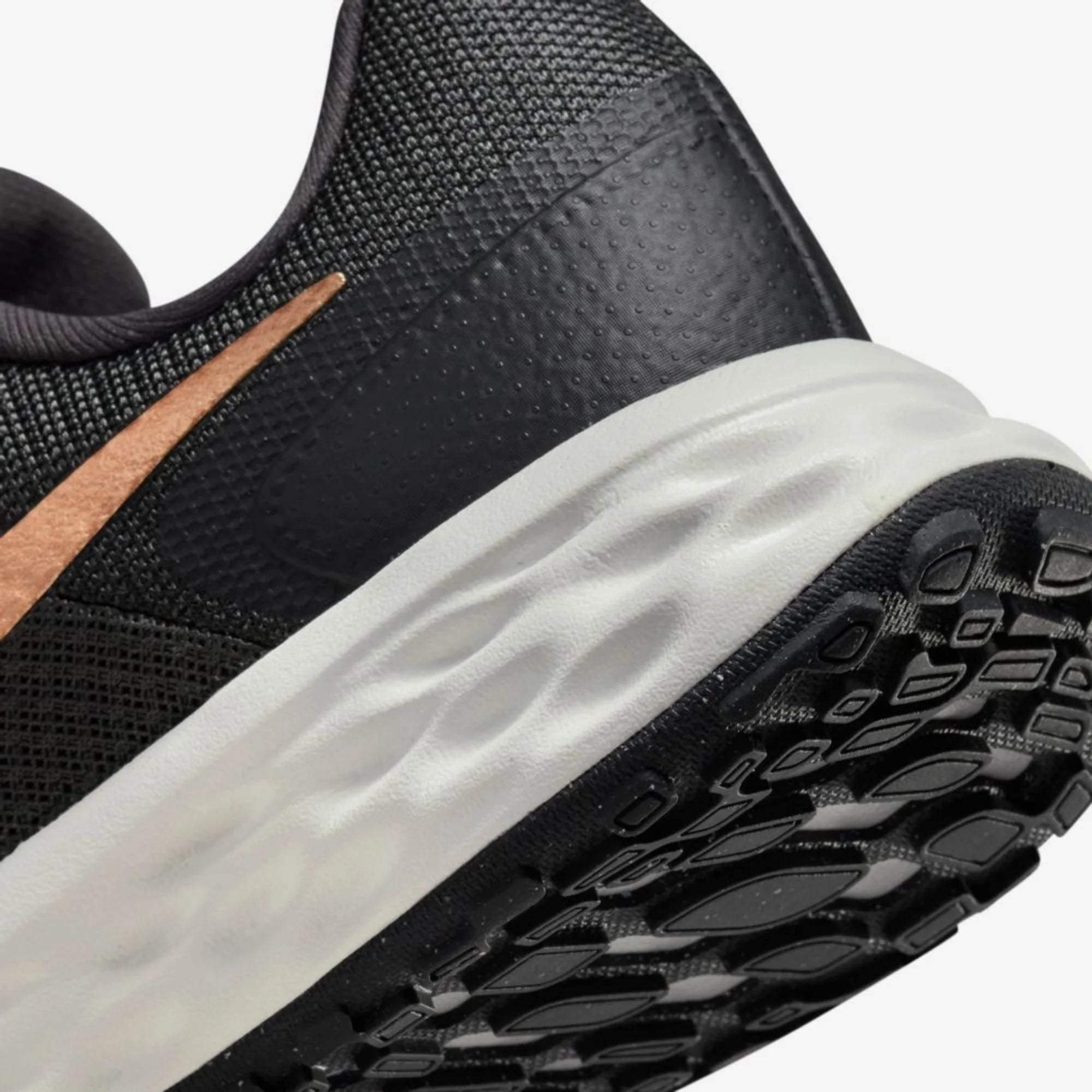 Nike Revolution 6 Next Nature