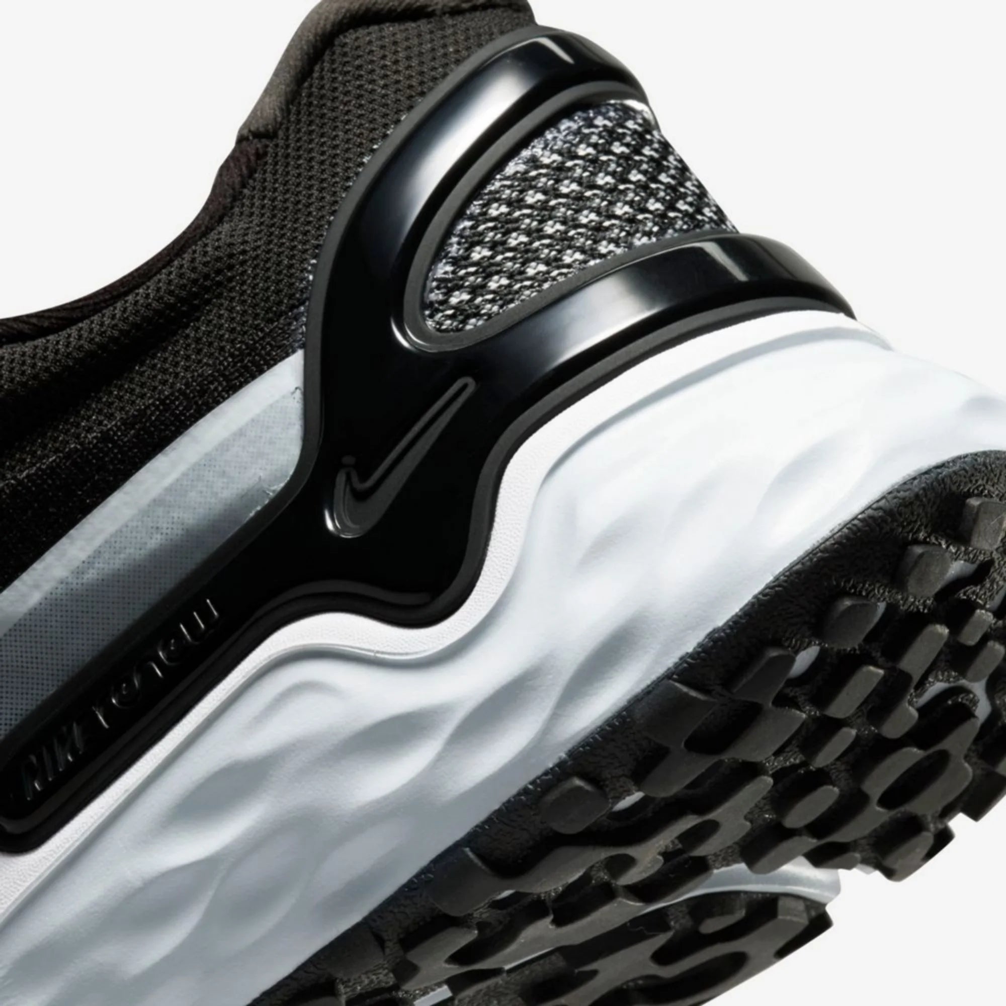 Nike Renew Run 3