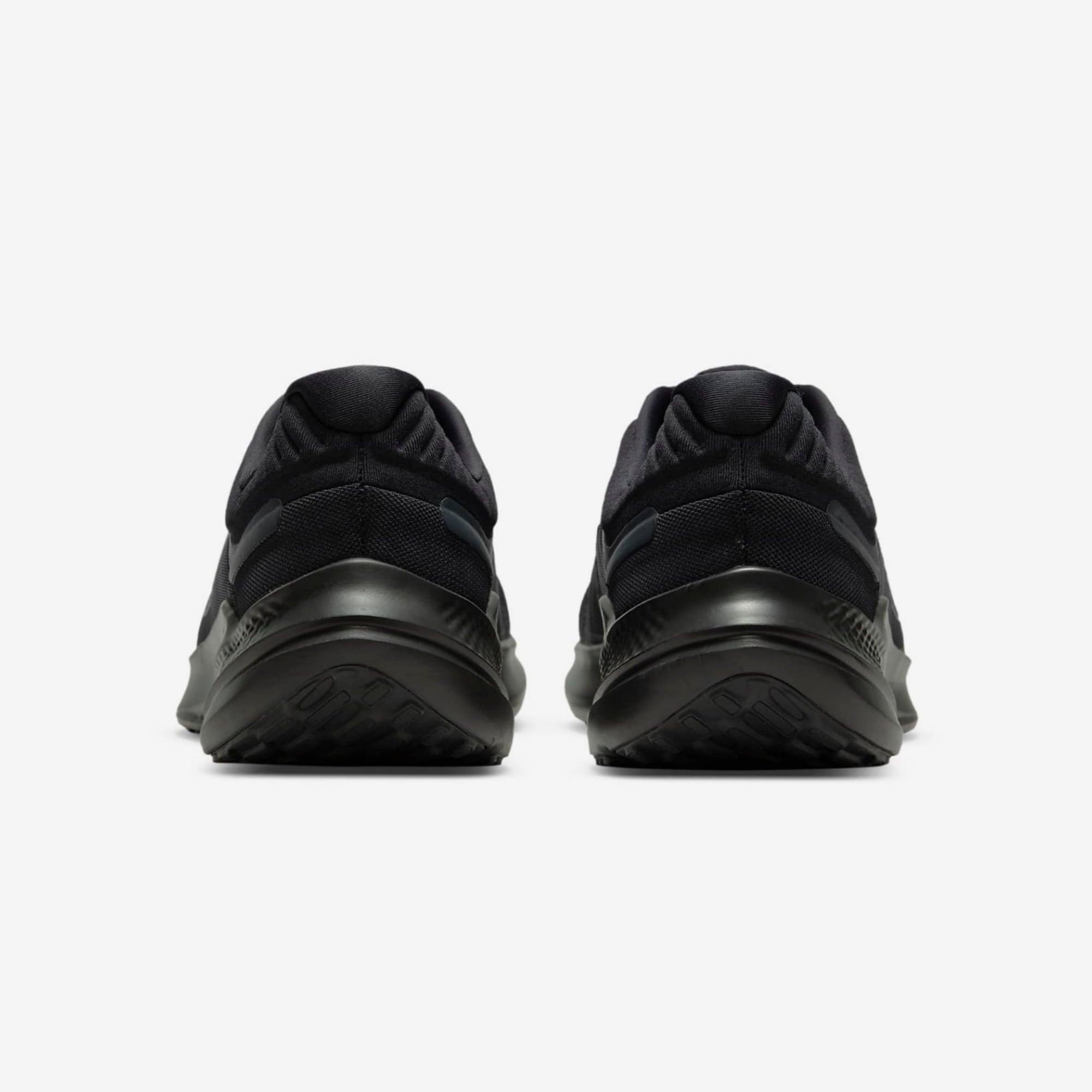 Nike Quest 5
