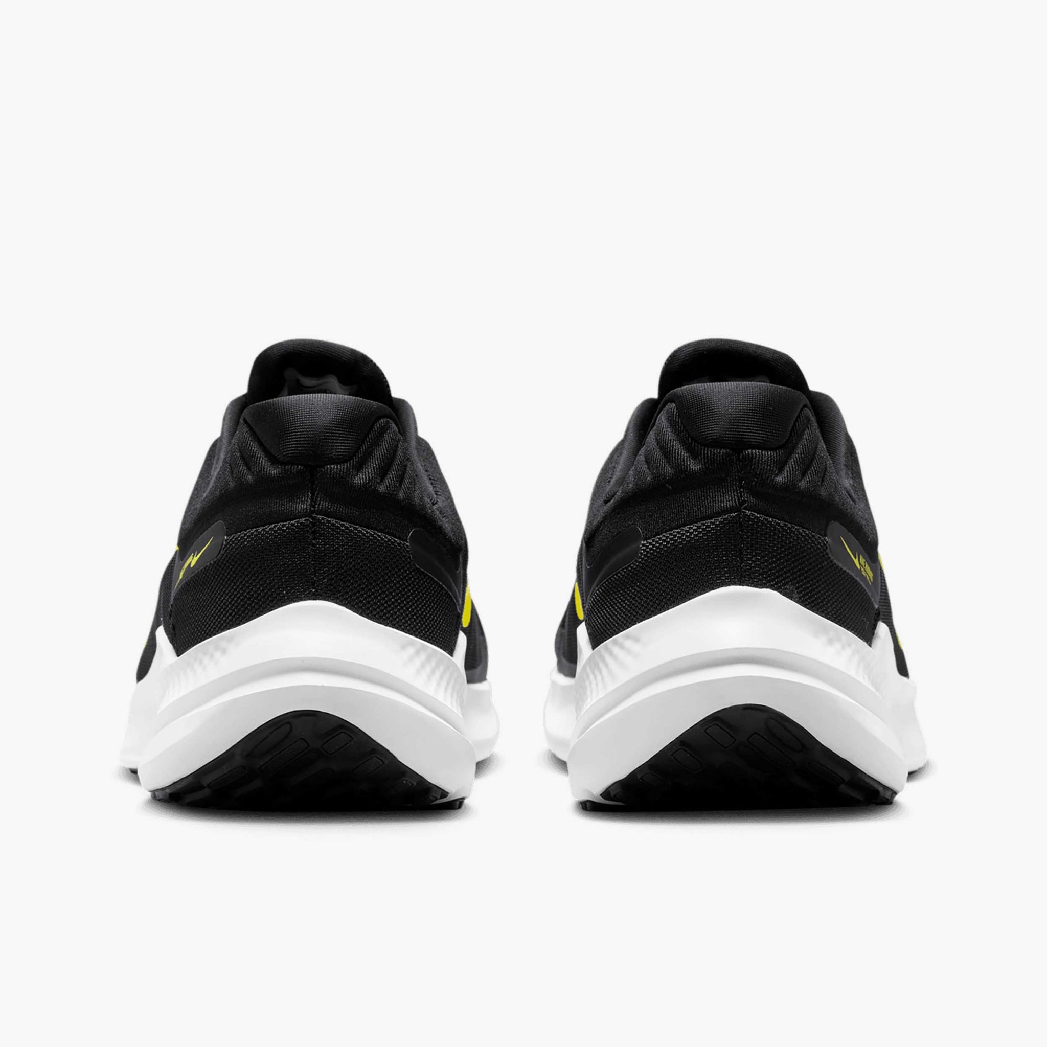 Nike Quest 5