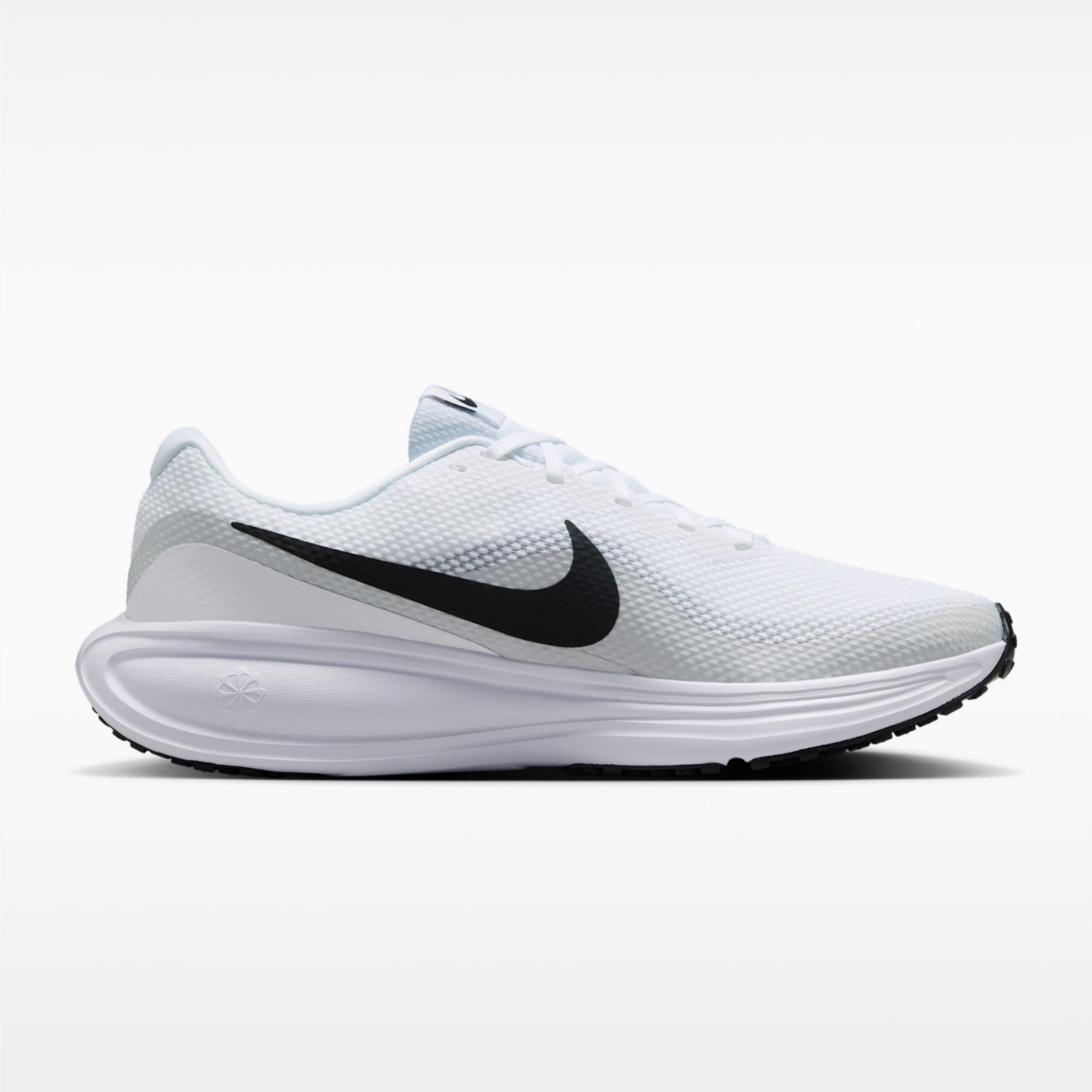 Nike Revolution 8