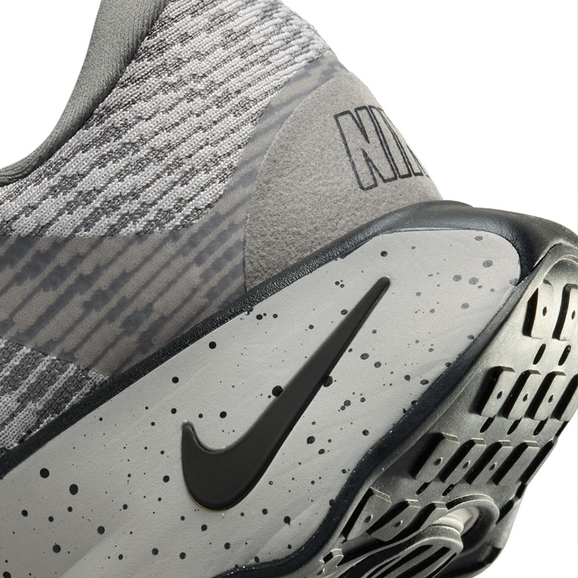 Nike Motiva