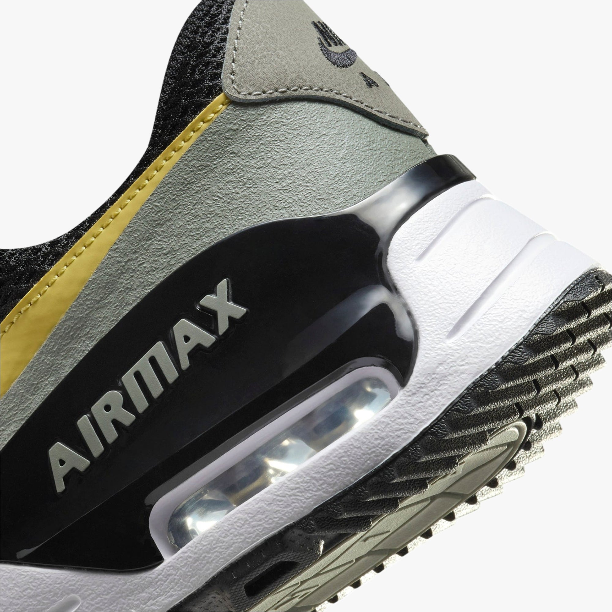 Nike Air Max SYSTM