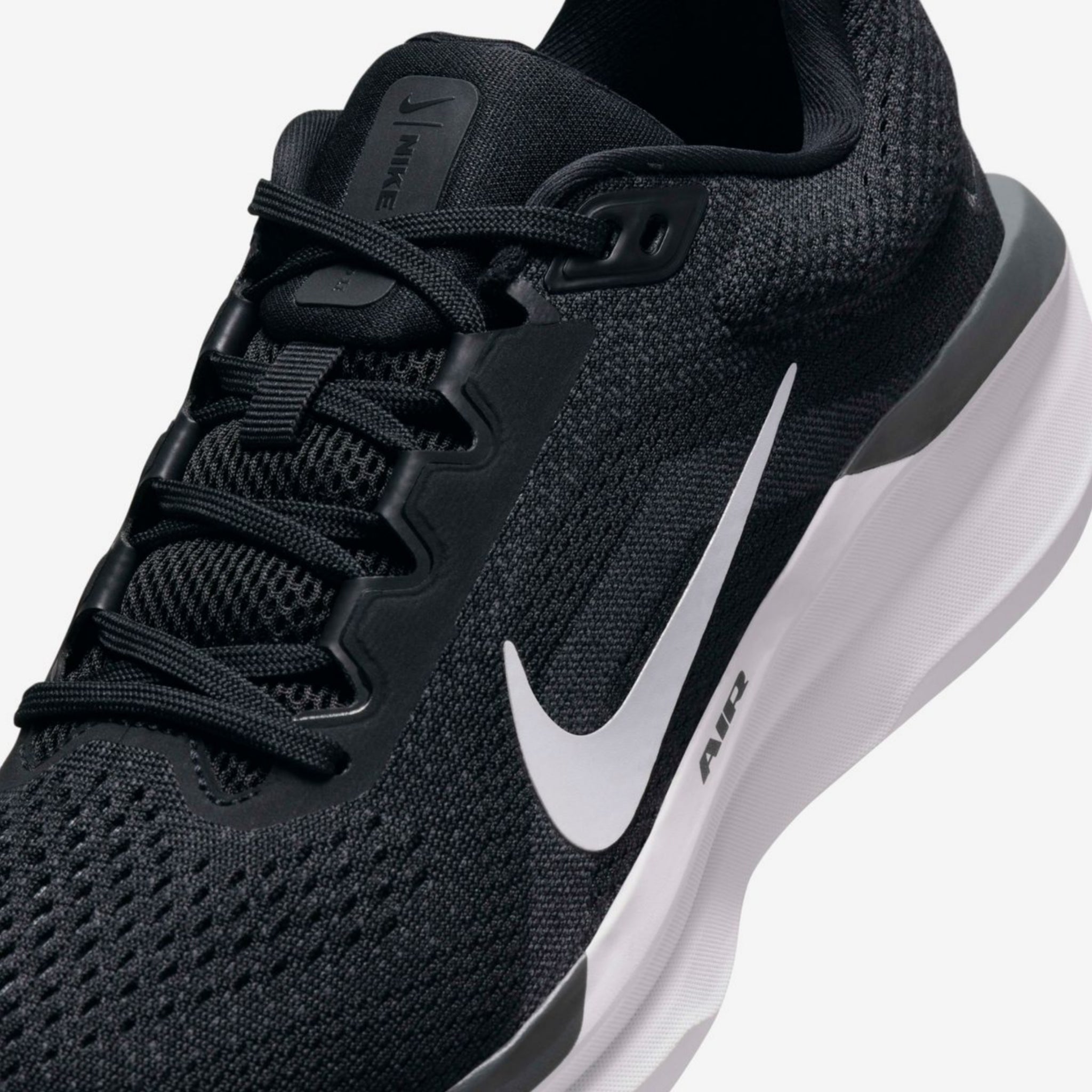 Nike Air Zoom Winflo 11