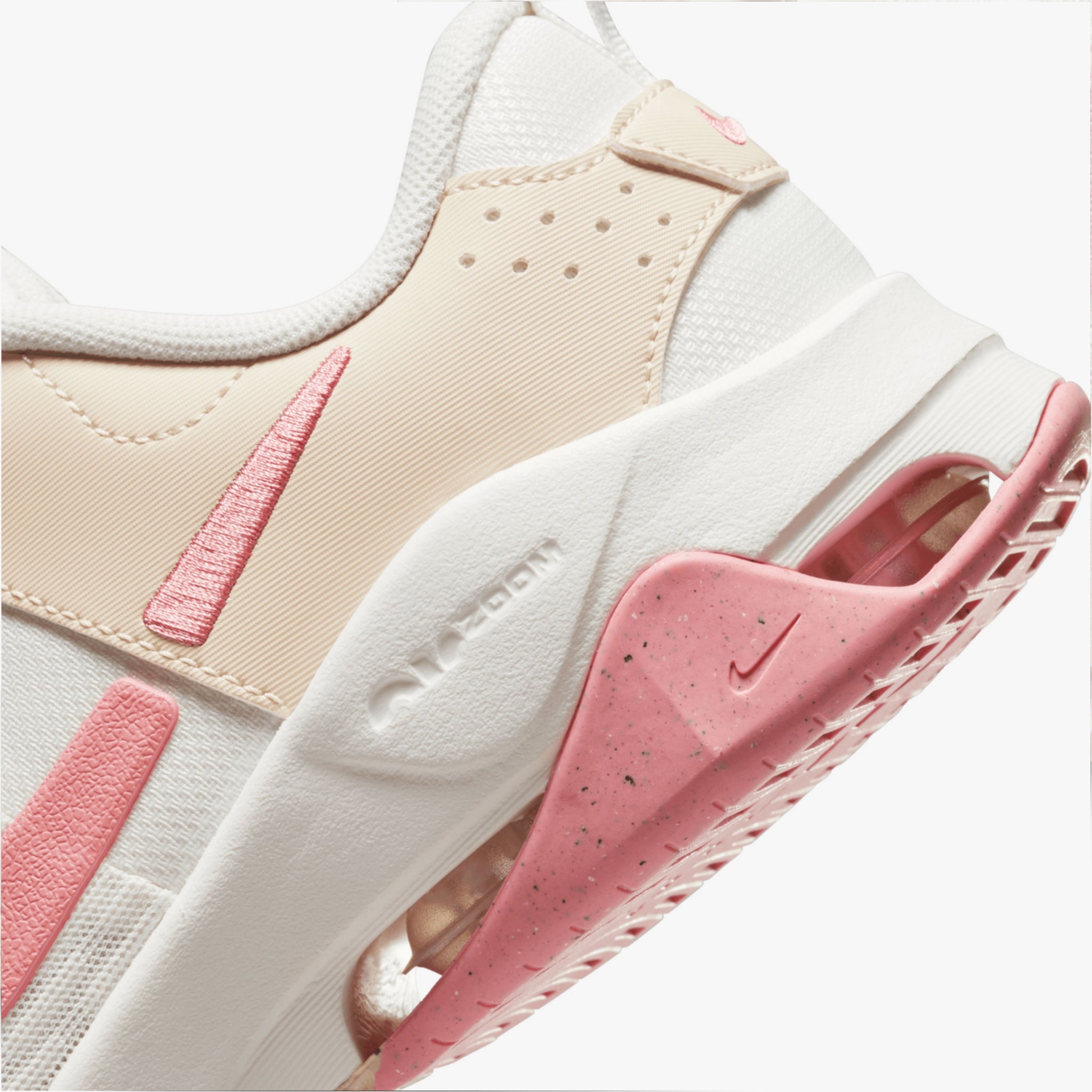 Nike Air Zoom Bella 6