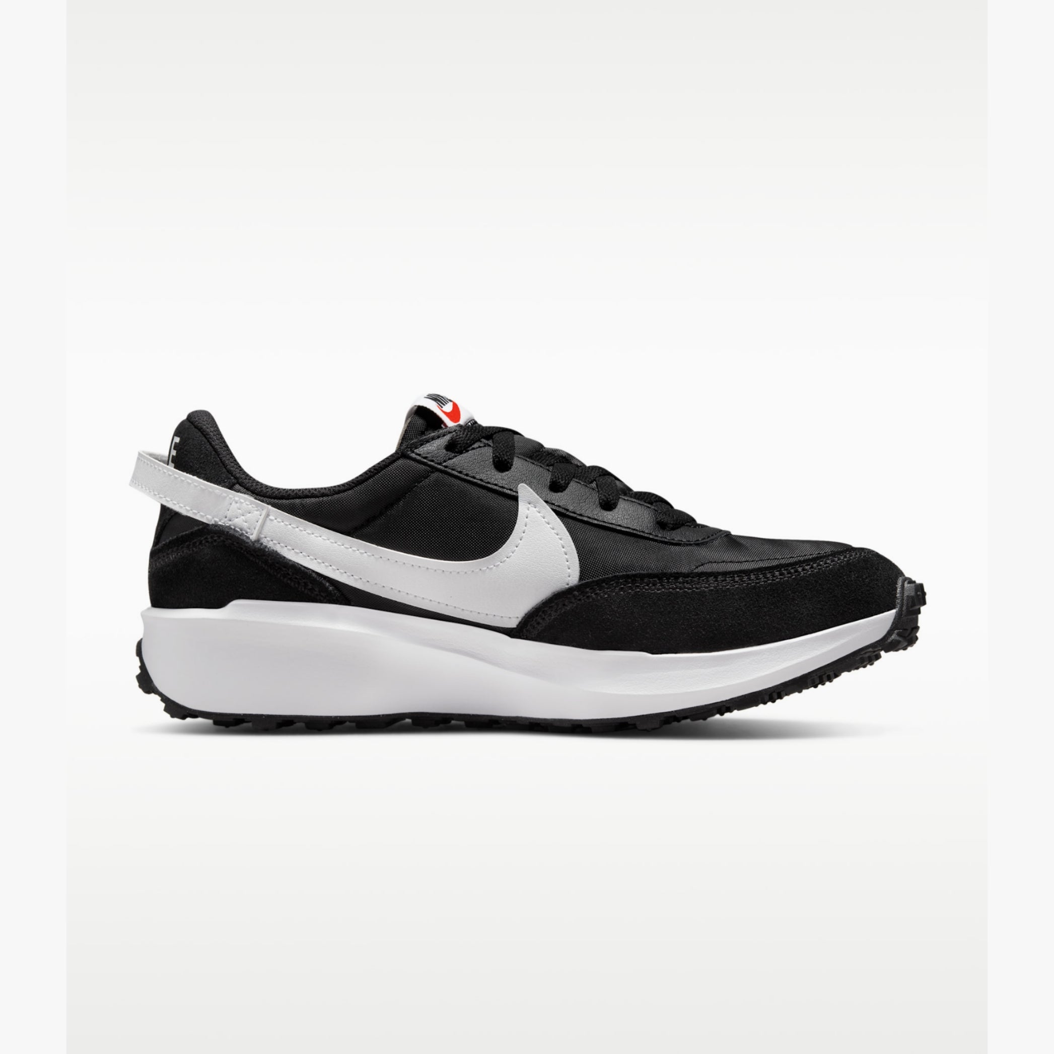 Nike Waffle Debut