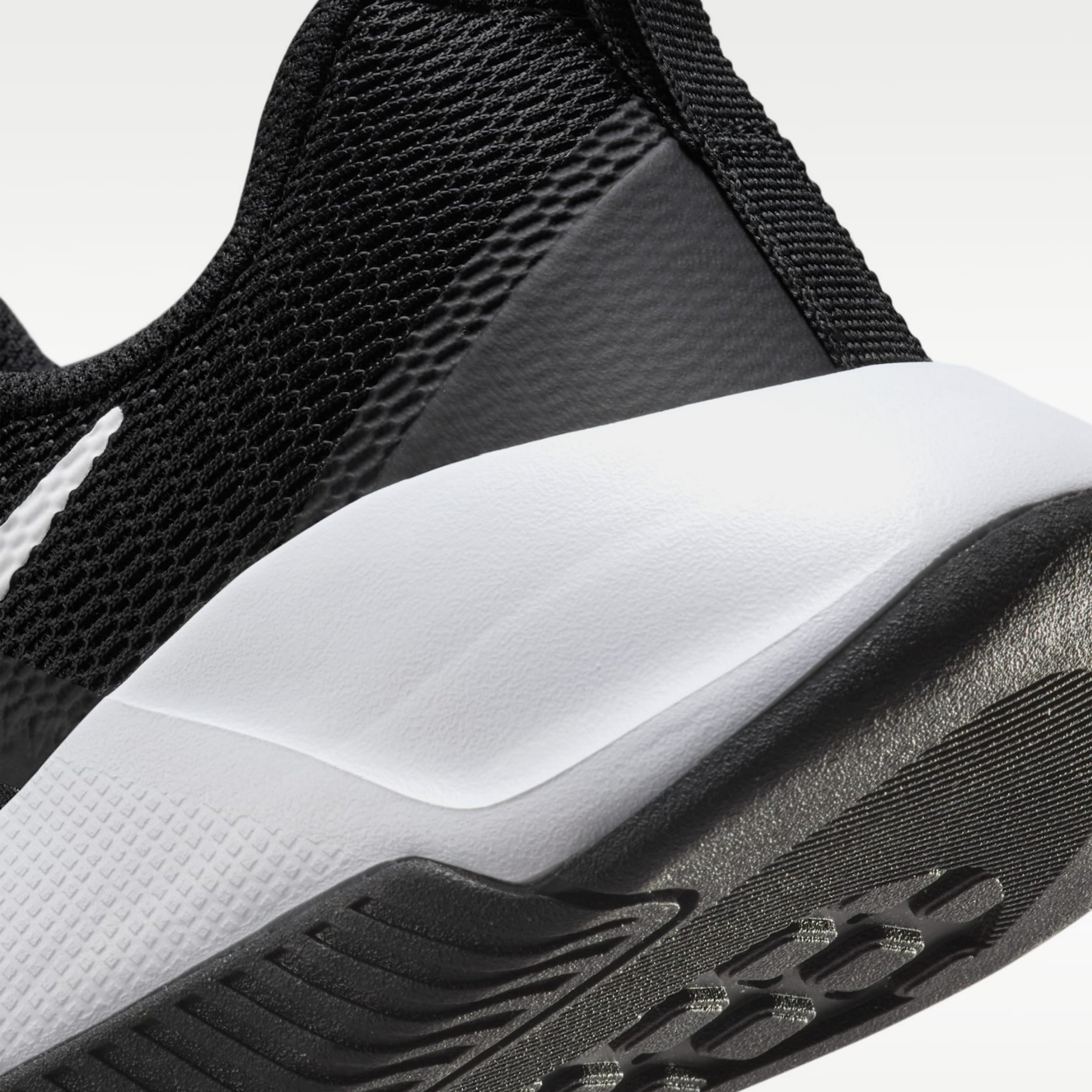 Nike MC Trainer 3