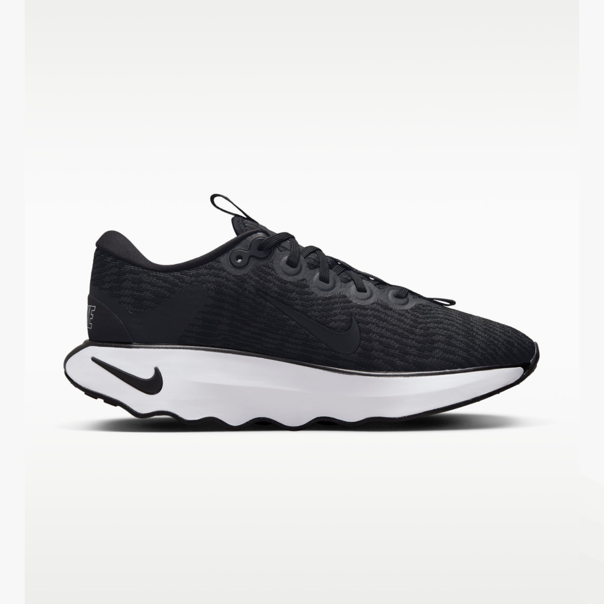 Nike Motiva