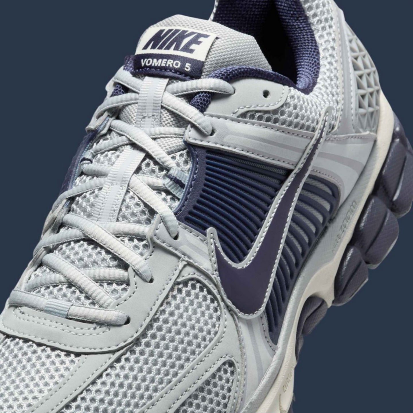 Nike Zoom Vomero 5