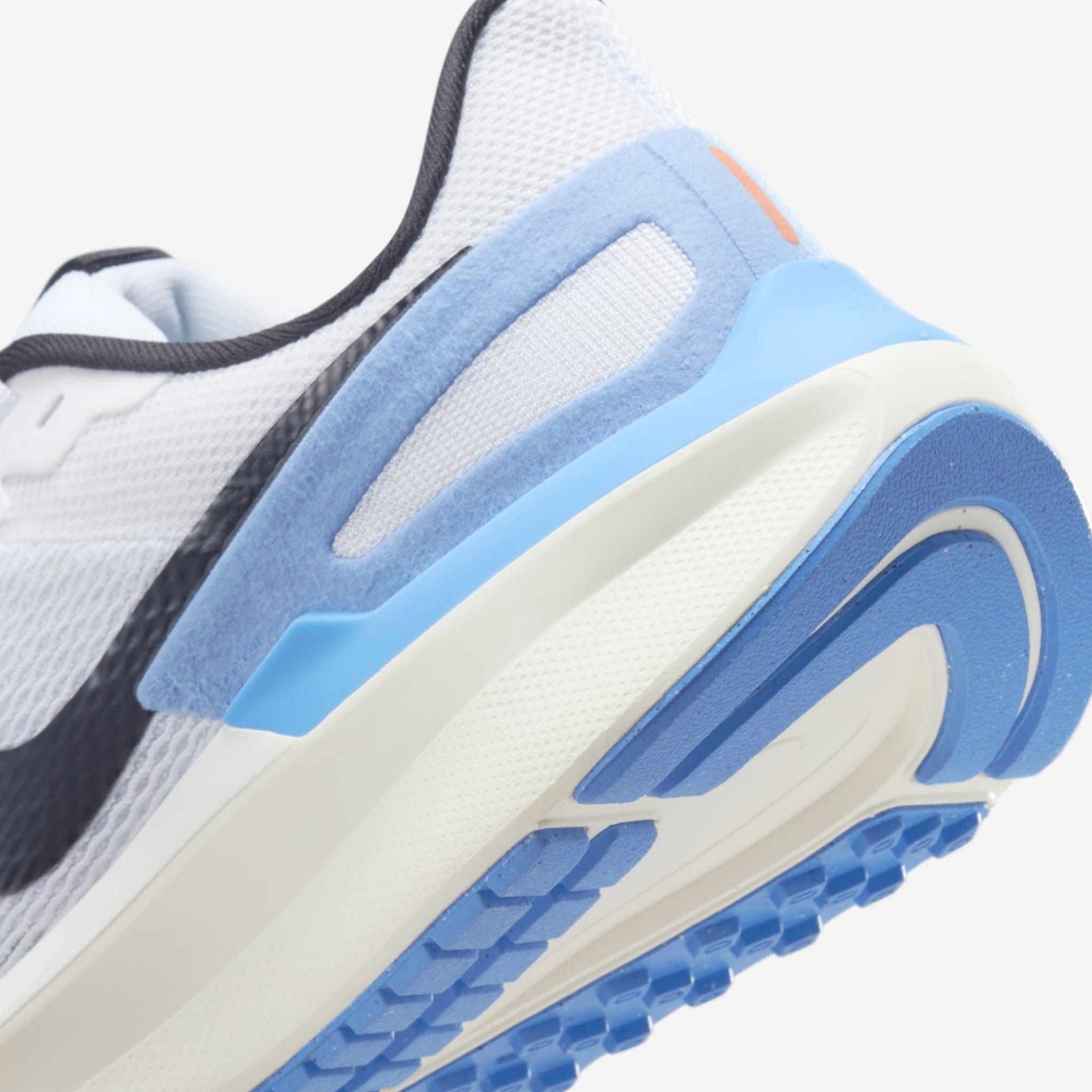 Nike Air Zoom Structure 25