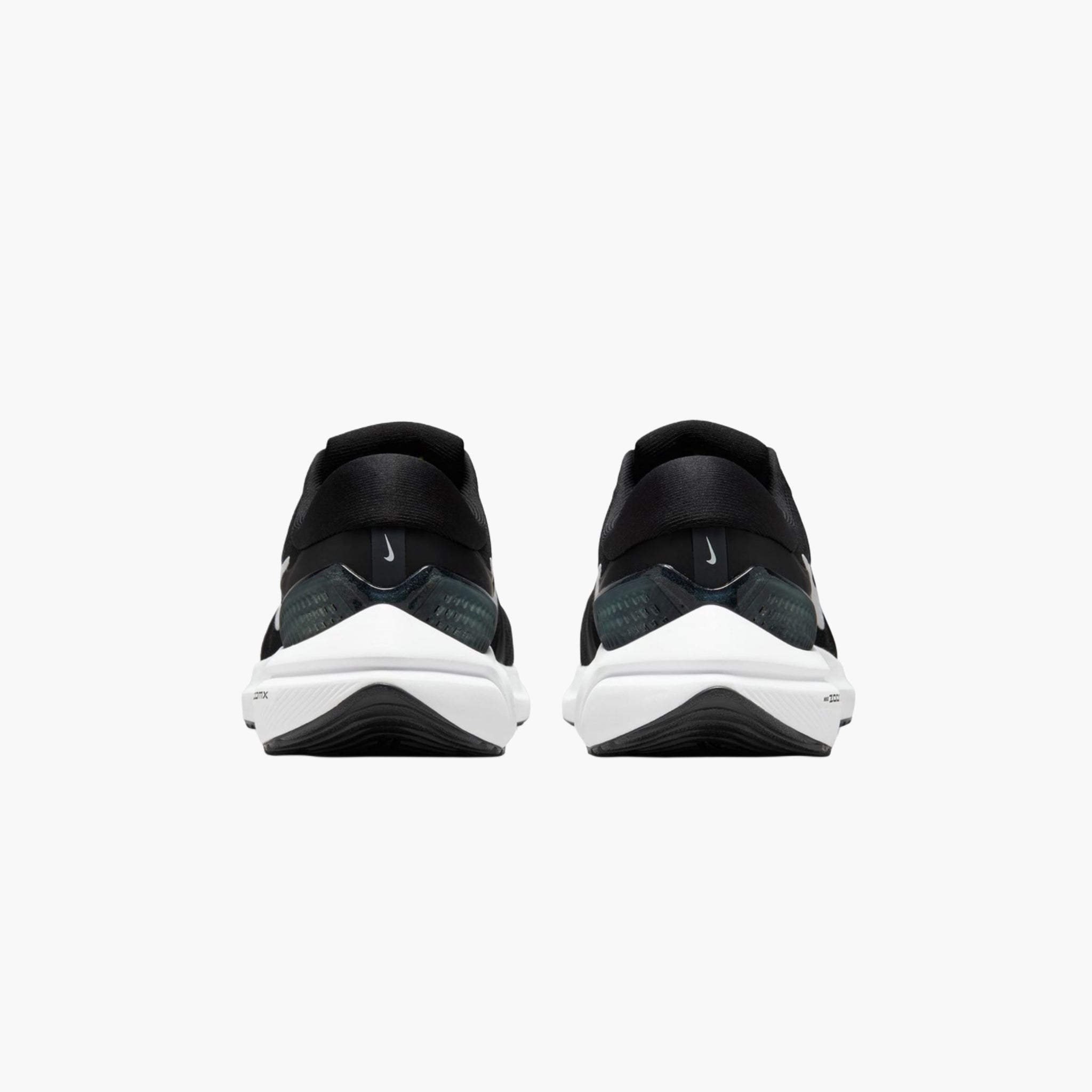 Nike Air ZoomX Vomero 16
