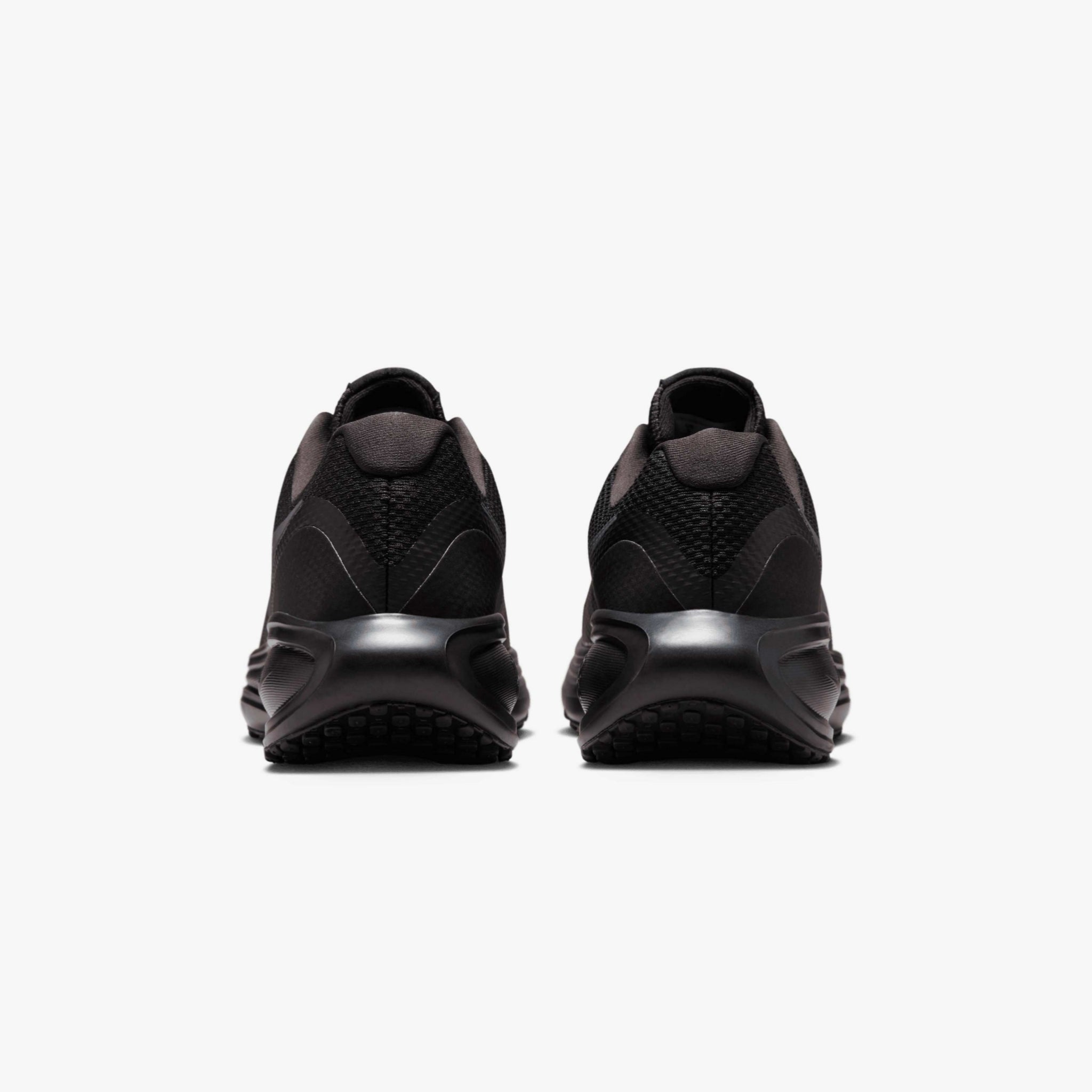 Nike Revolution 8