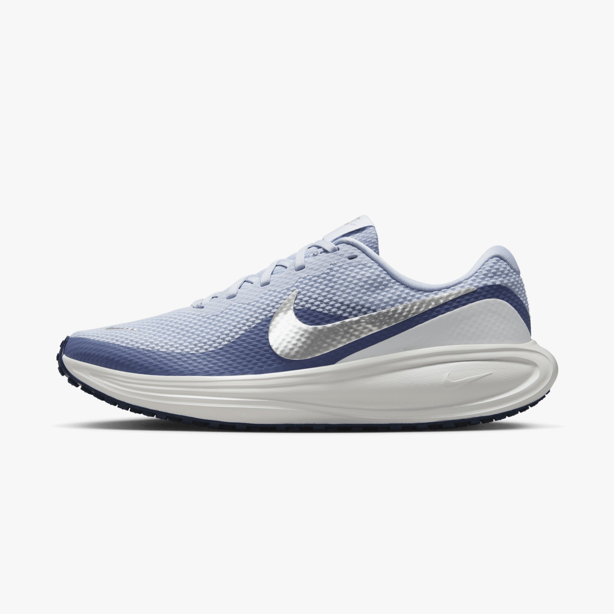 Nike Revolution 8