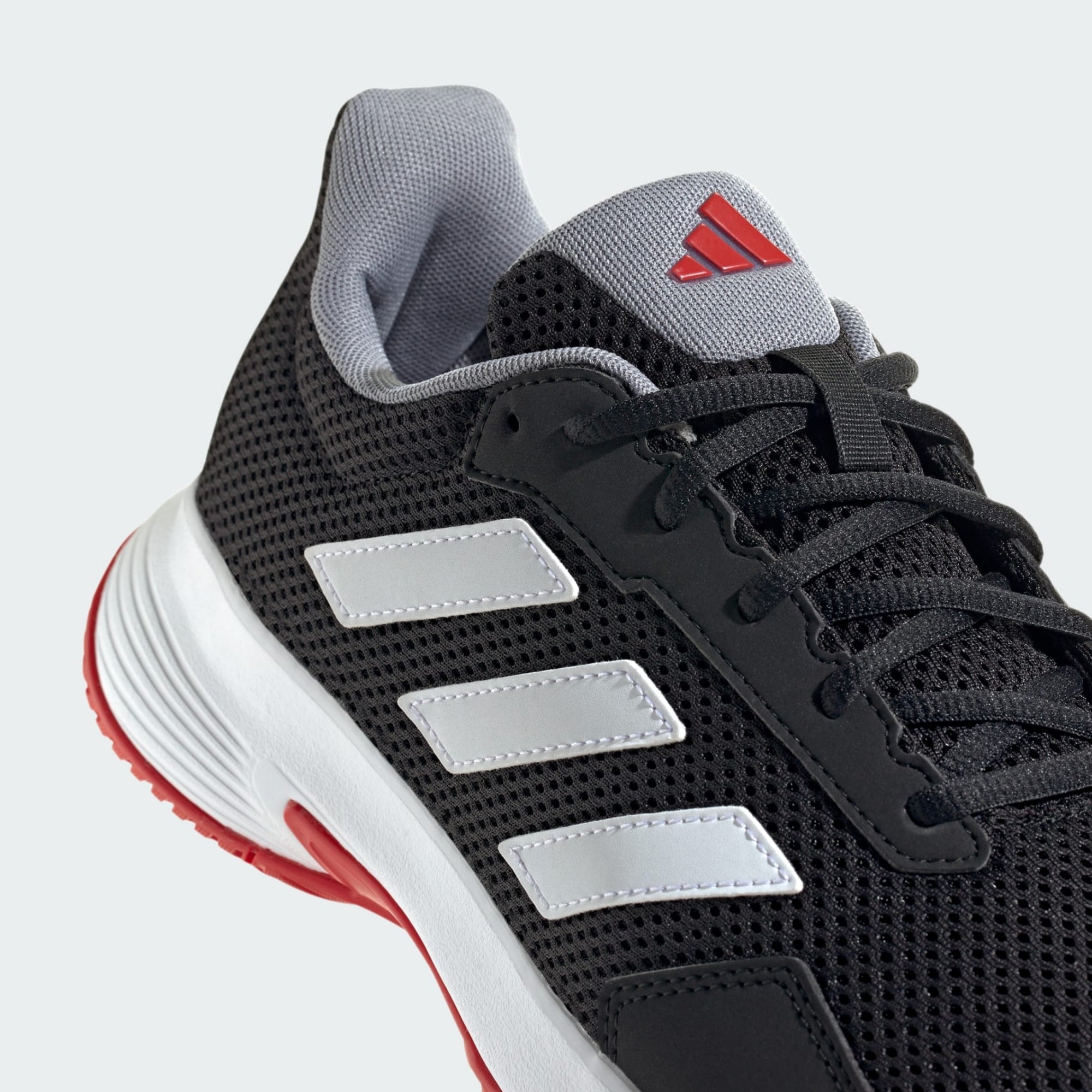 Adidas Court Spec 2