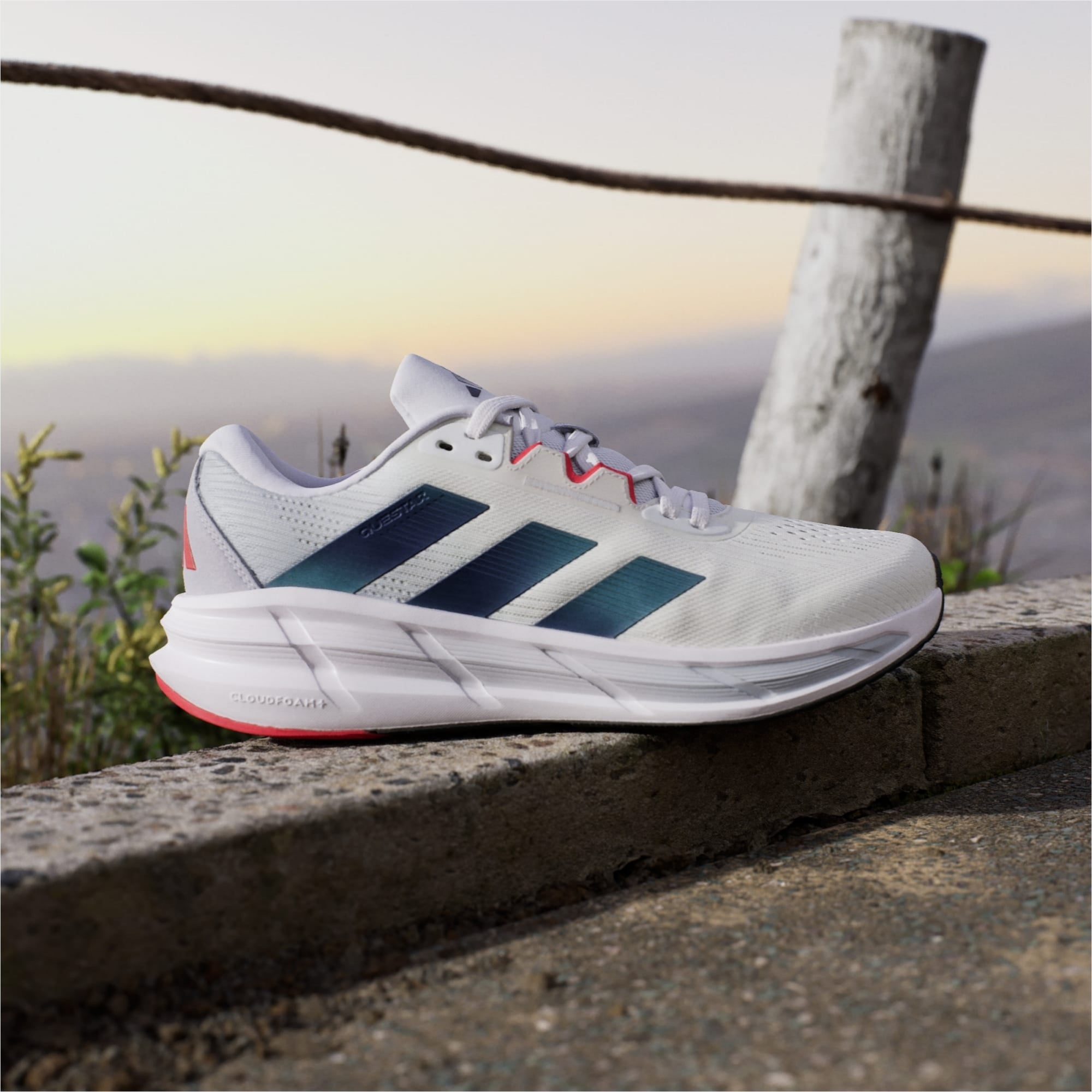 Adidas Questar 3