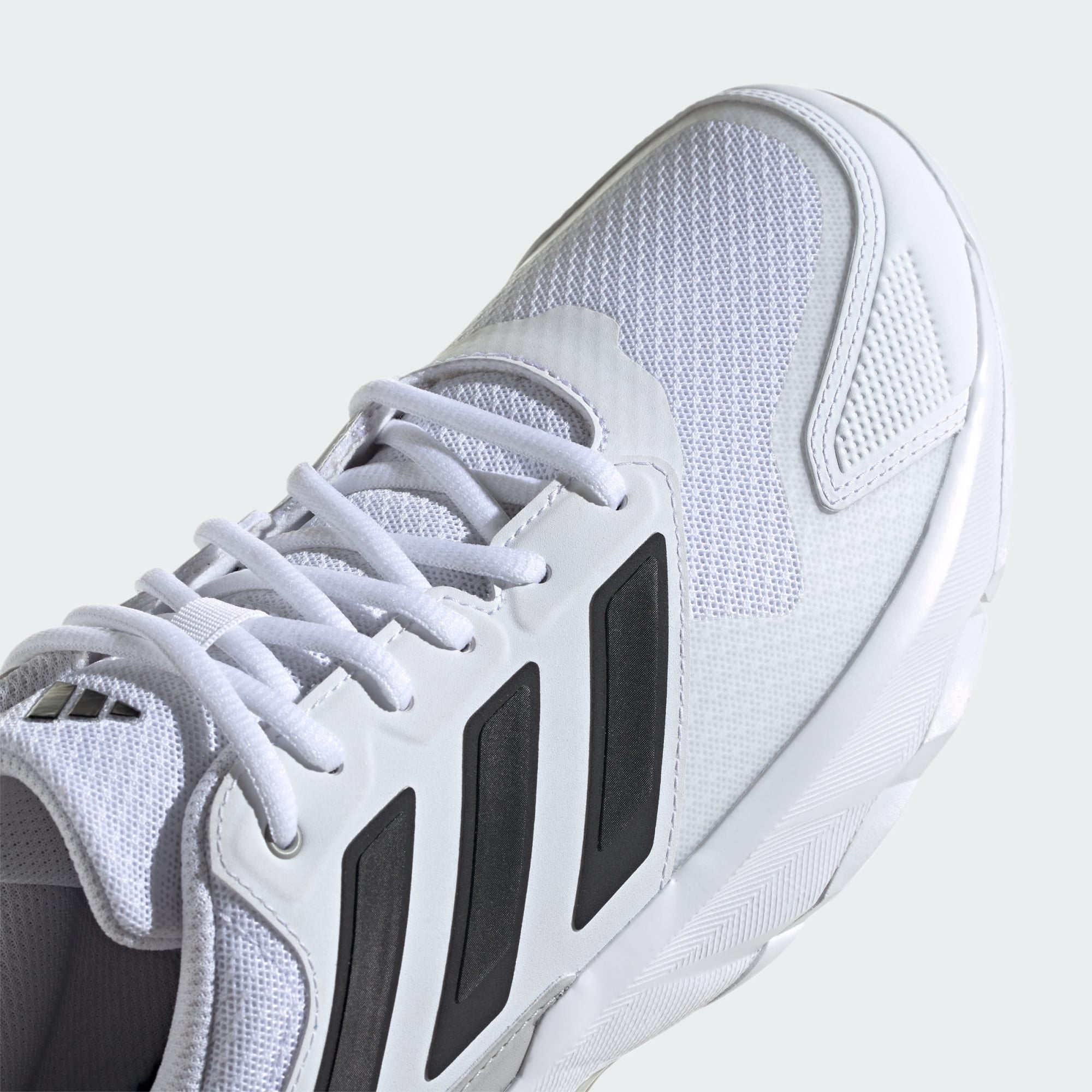 Adidas Courtjam Control 3
