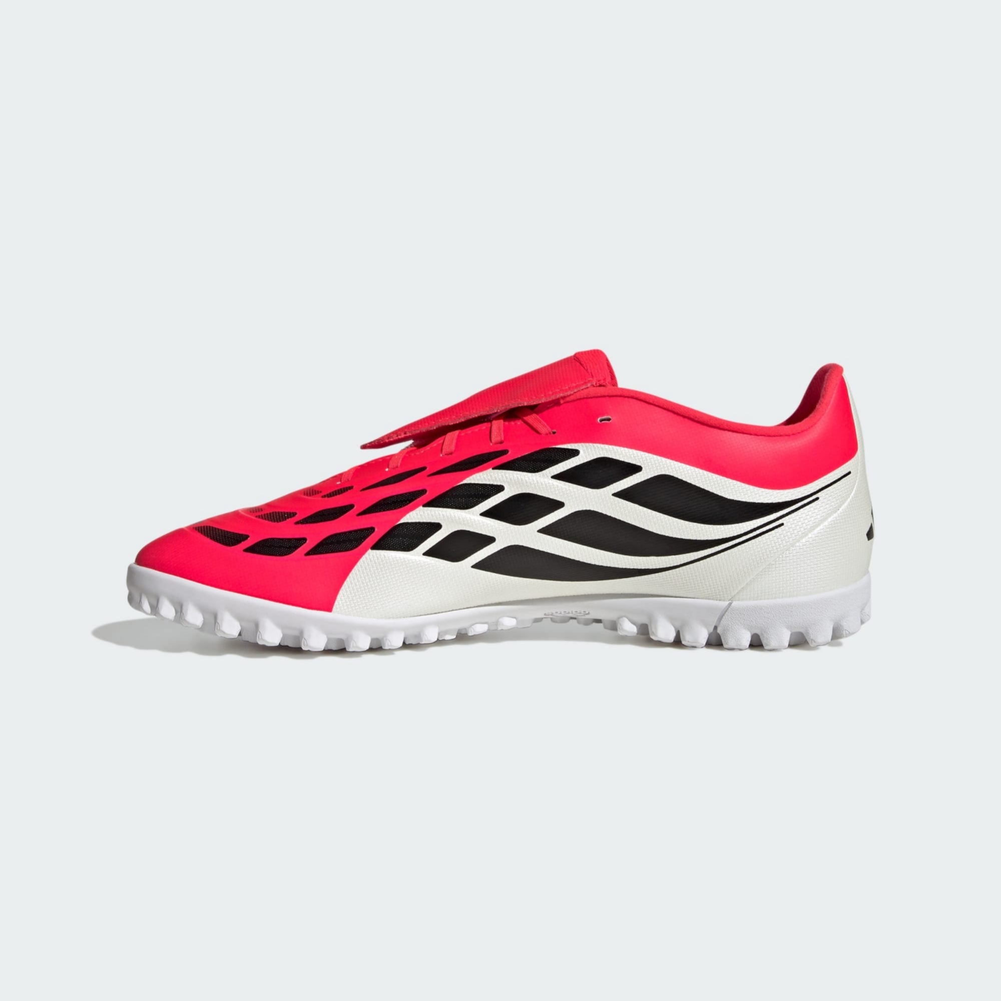 Adidas Predator Club TF con lengüeta pegable