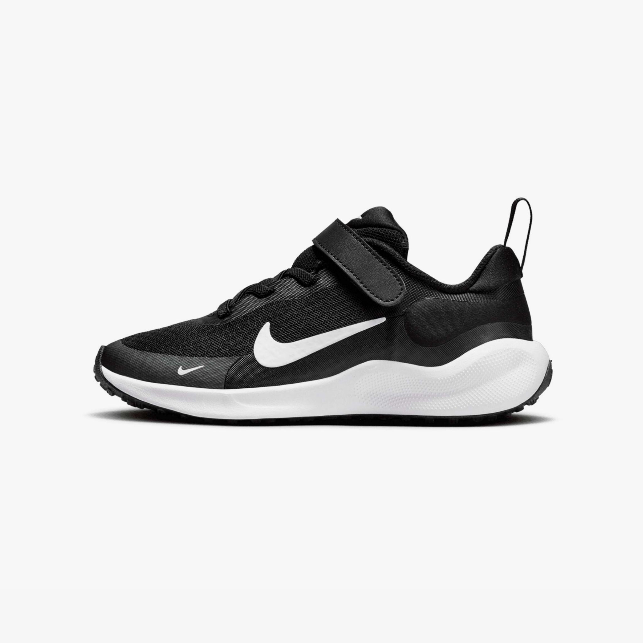 Nike Revolution 7 Younger Kids