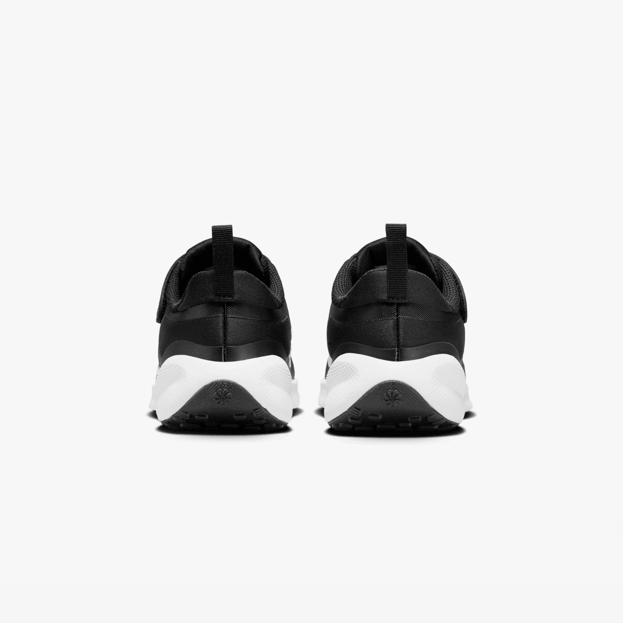 Nike Revolution 7 Younger Kids