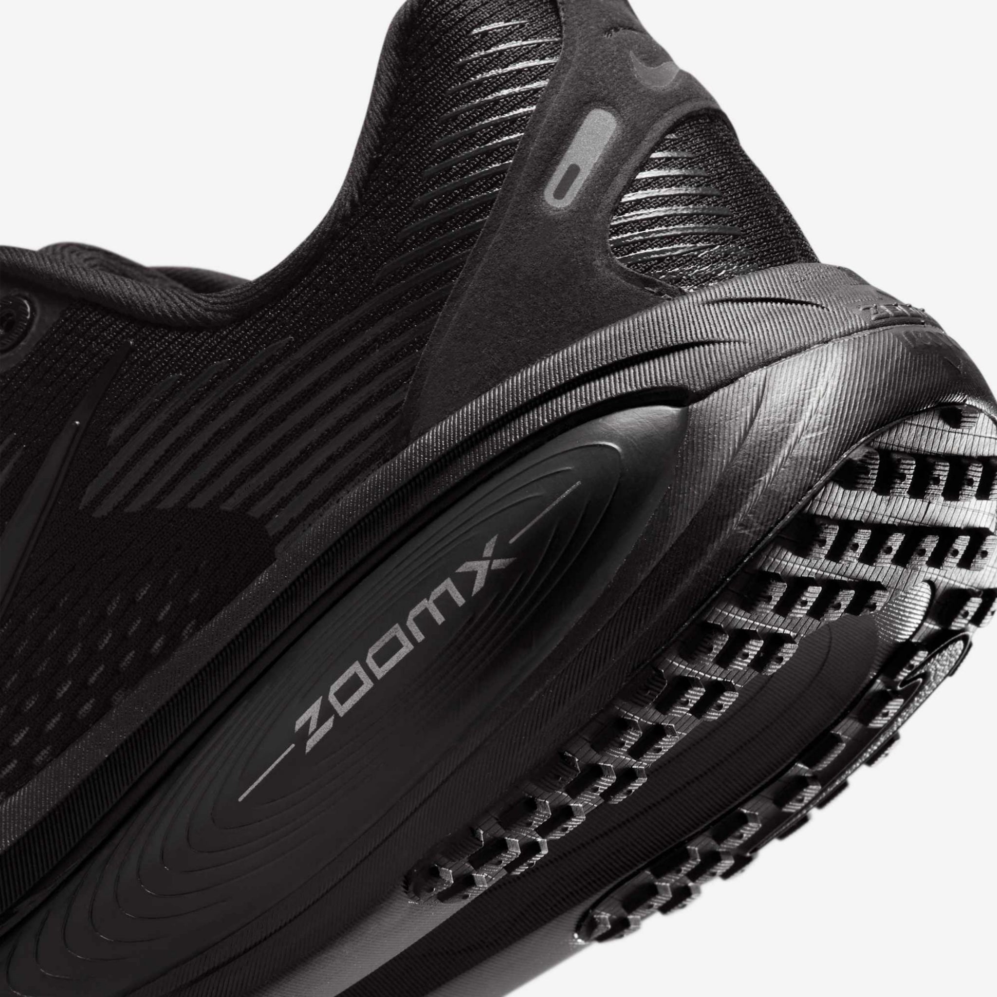 Nike ZoomX Vomero 18