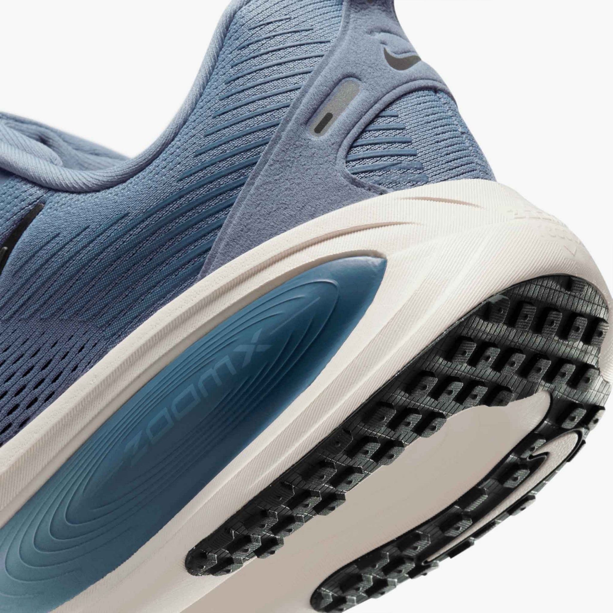 Nike ZoomX Vomero 18