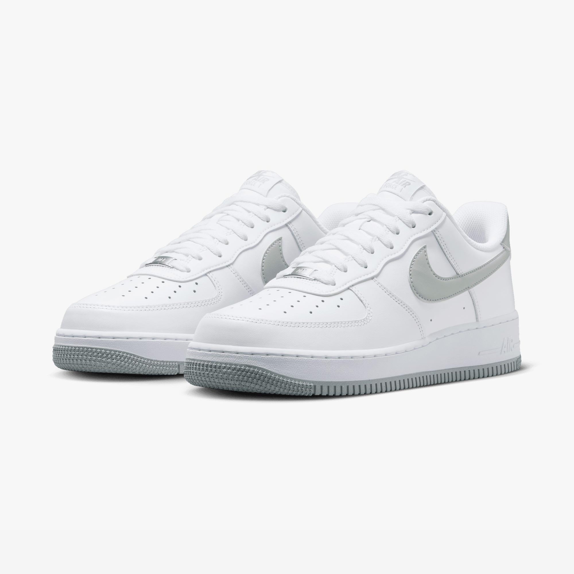 Nike Air Force 1 '07