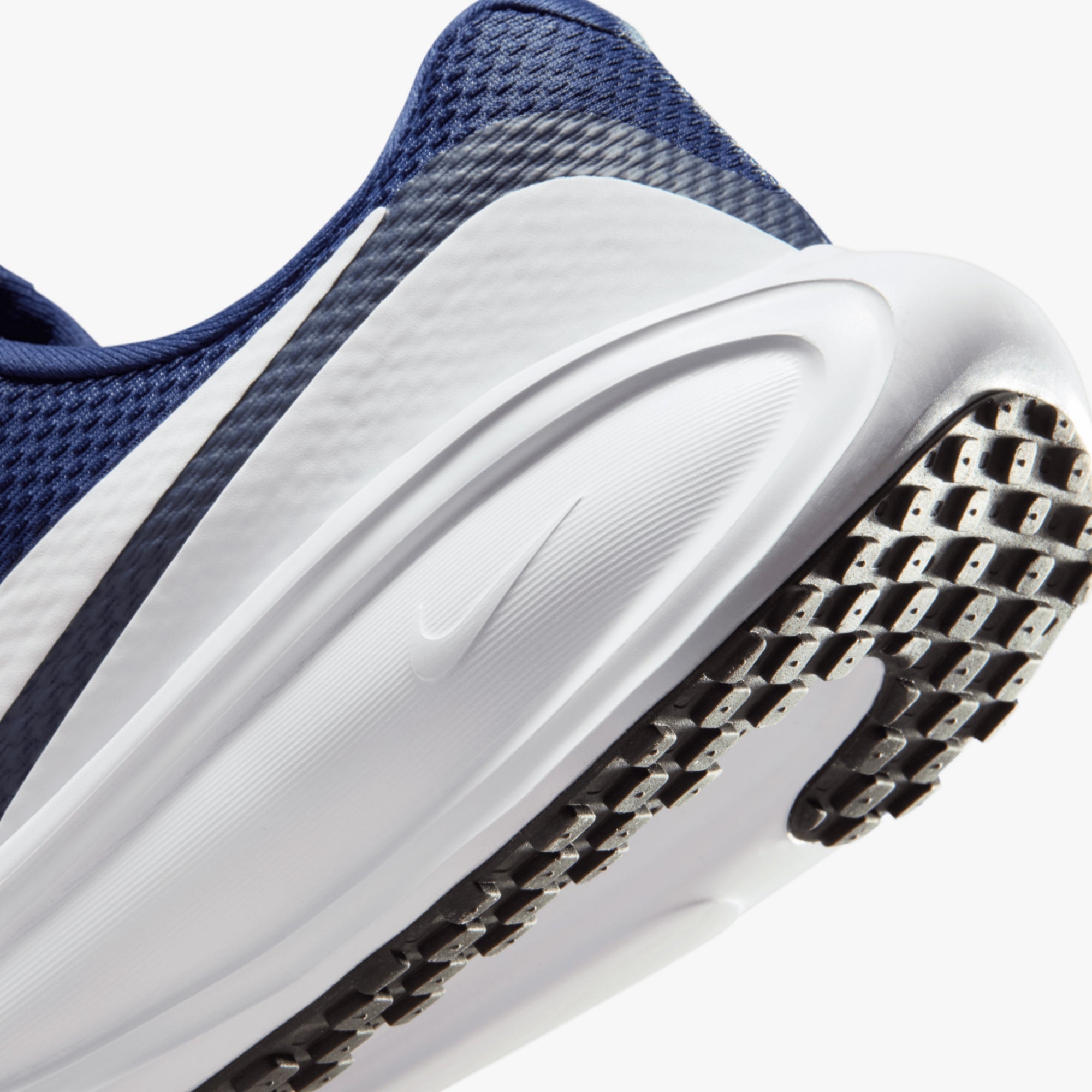 Nike Revolution 8