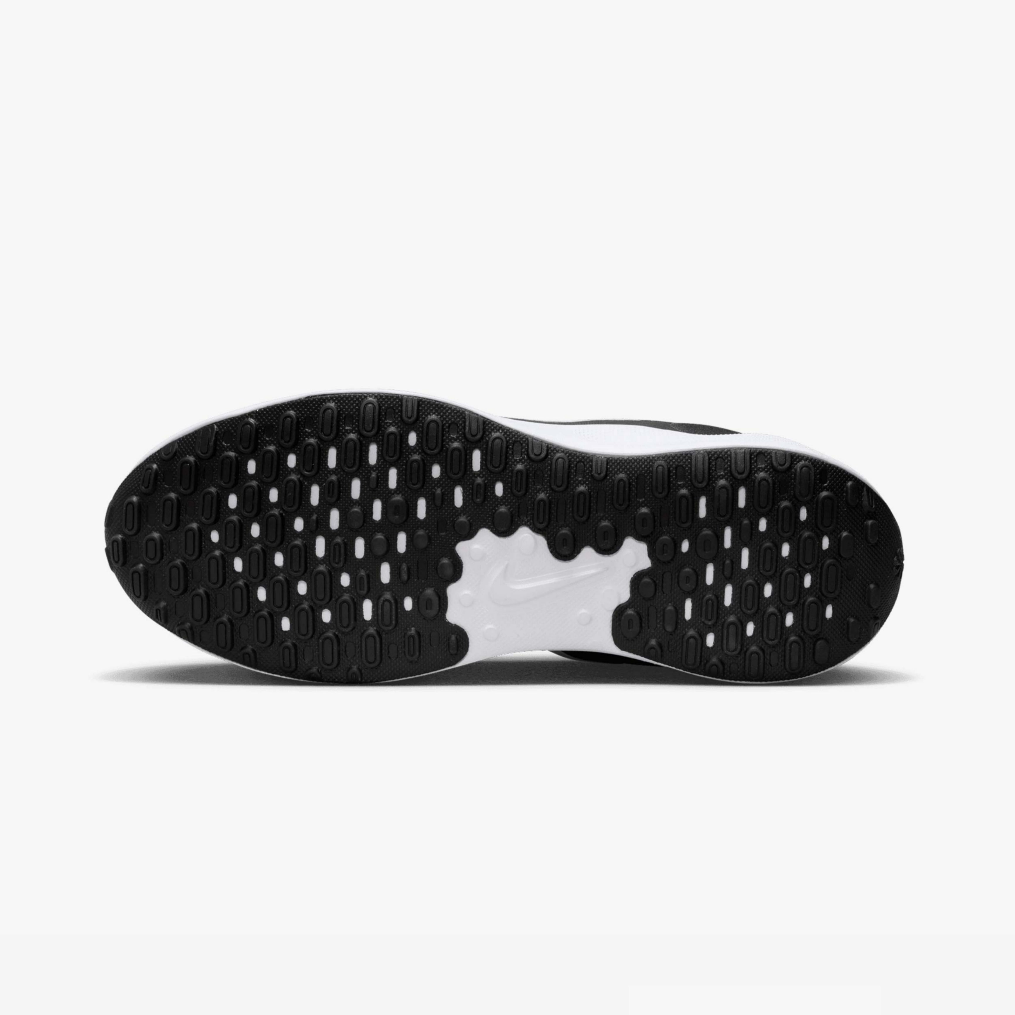 Nike Revolution 7