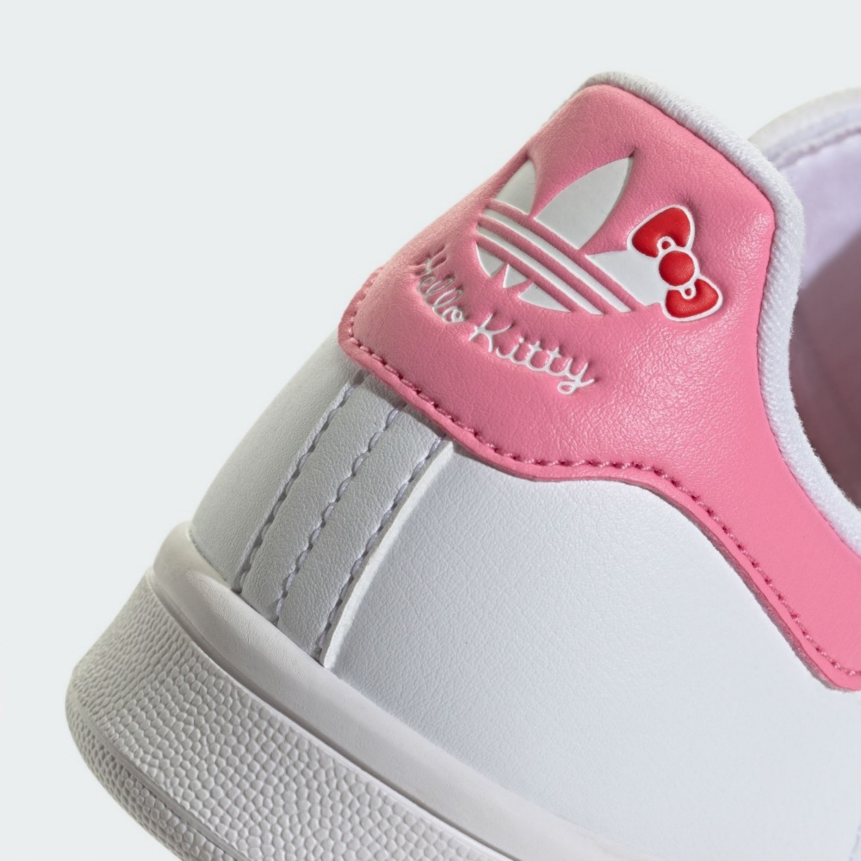 Adidas Hello Kitty x Stan Smith
