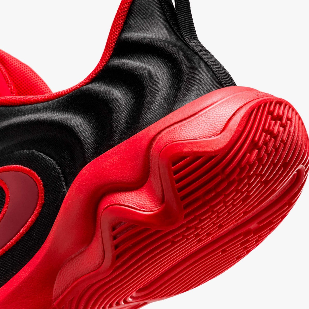 Nike Giannis Immortality 4