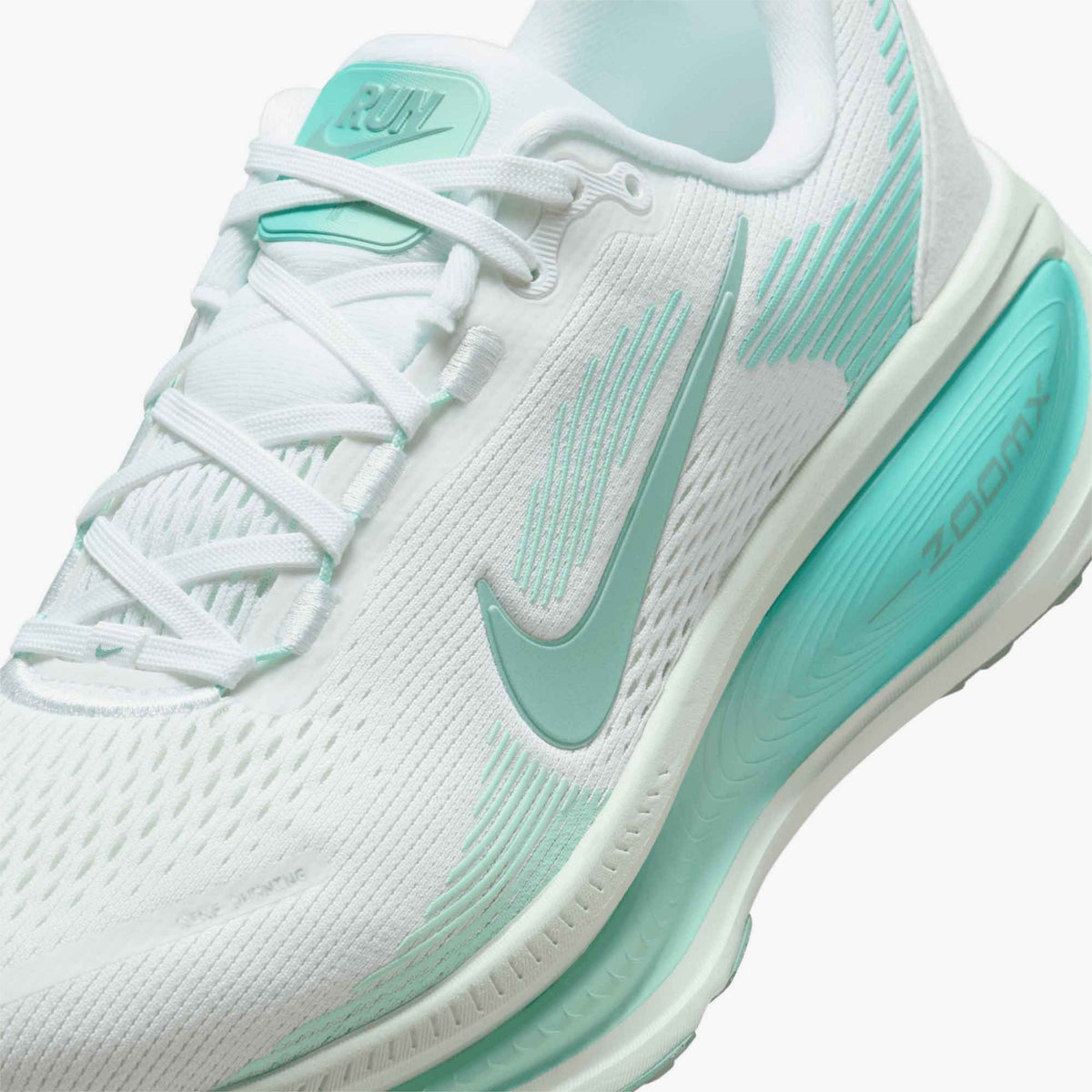 Nike ZoomX Vomero 18