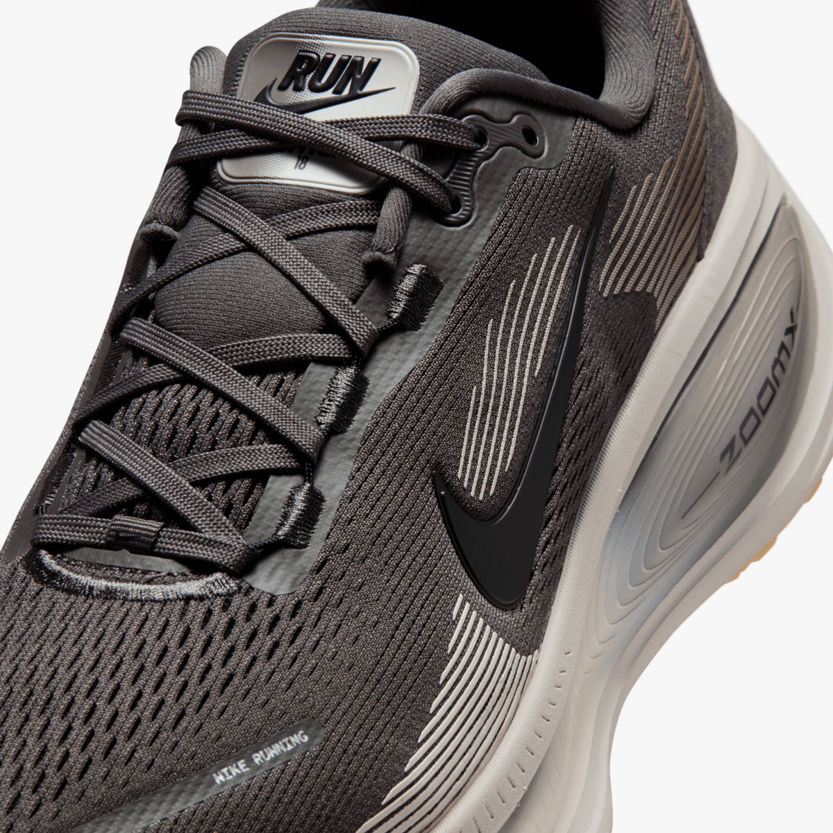 Nike ZoomX Vomero 18