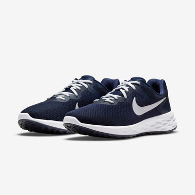Nike Revolution 6
