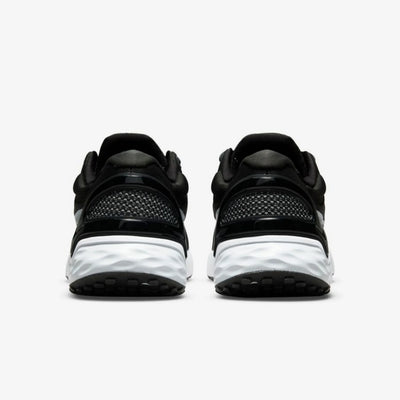 Nike Renew Run 3