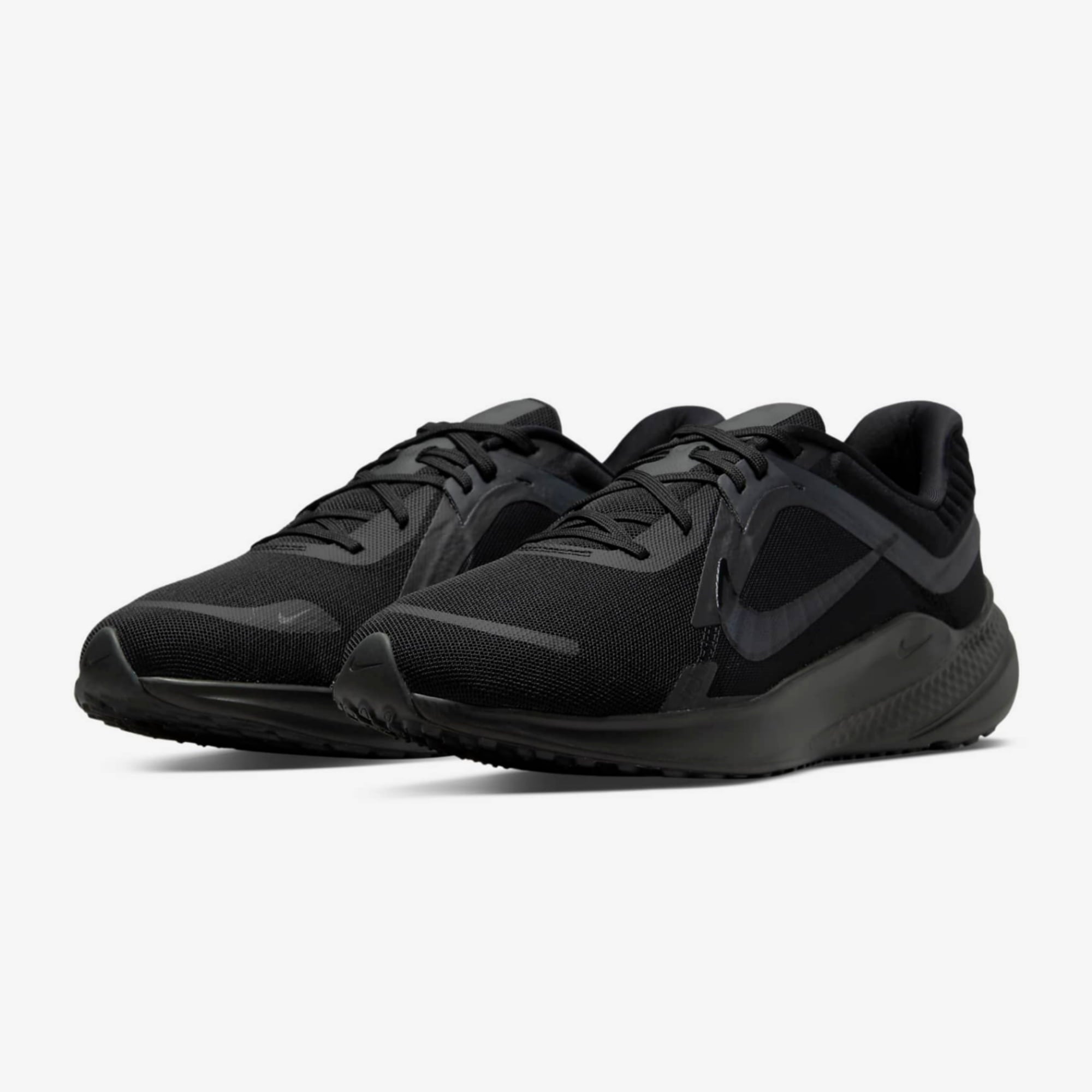 Nike Quest 5