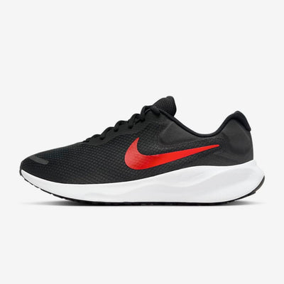 Nike Revolution 7