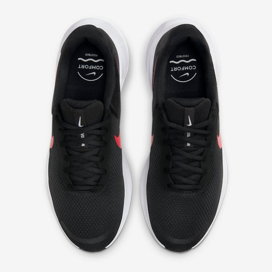Nike Revolution 7