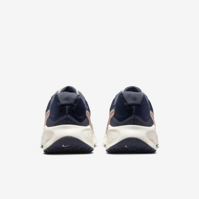 Nike Revolution 7