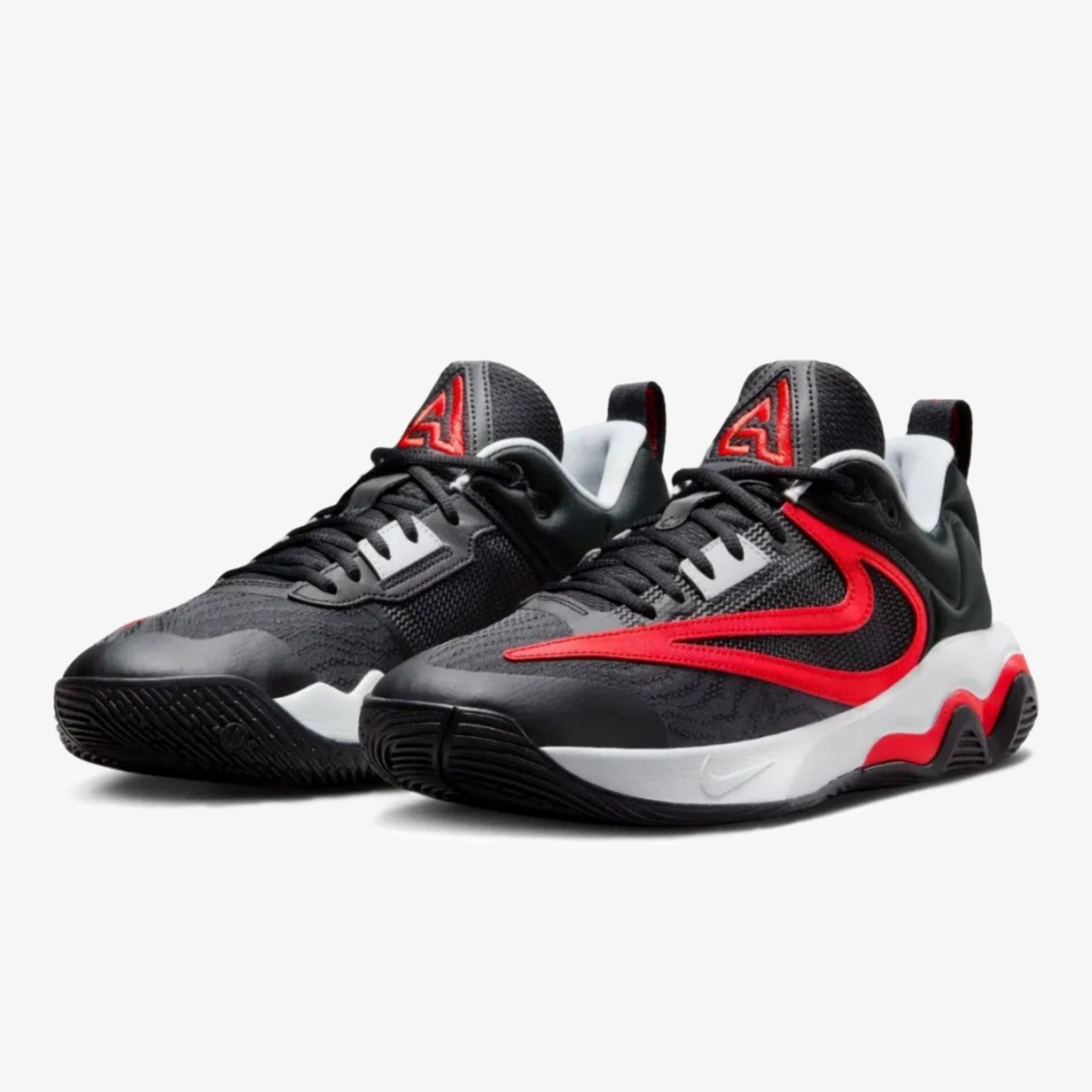 Nike Giannis Immortality 3
