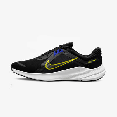 Nike Quest 5