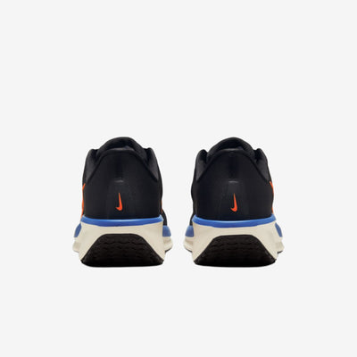 Nike Quest 6