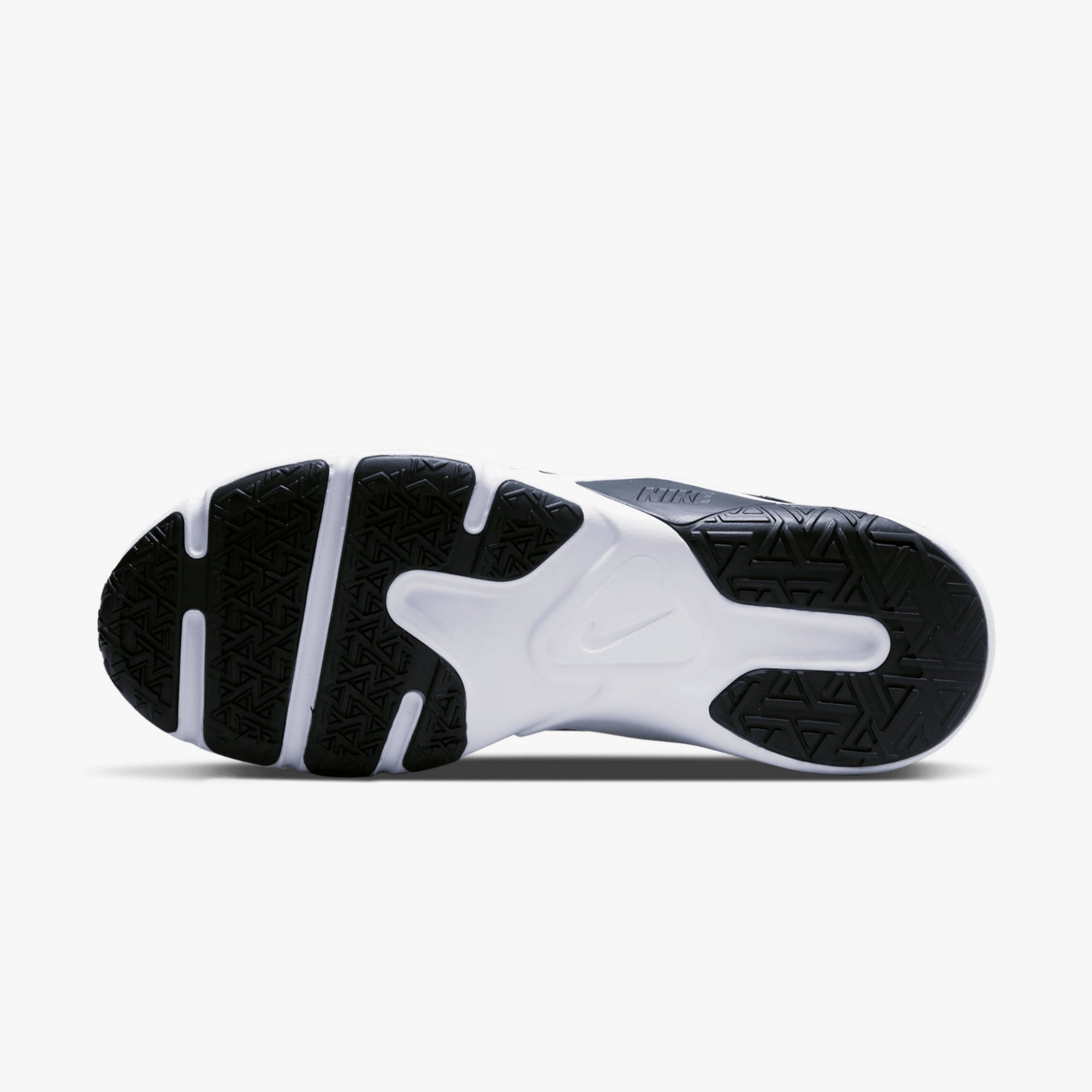 Nike Legend Essential 2