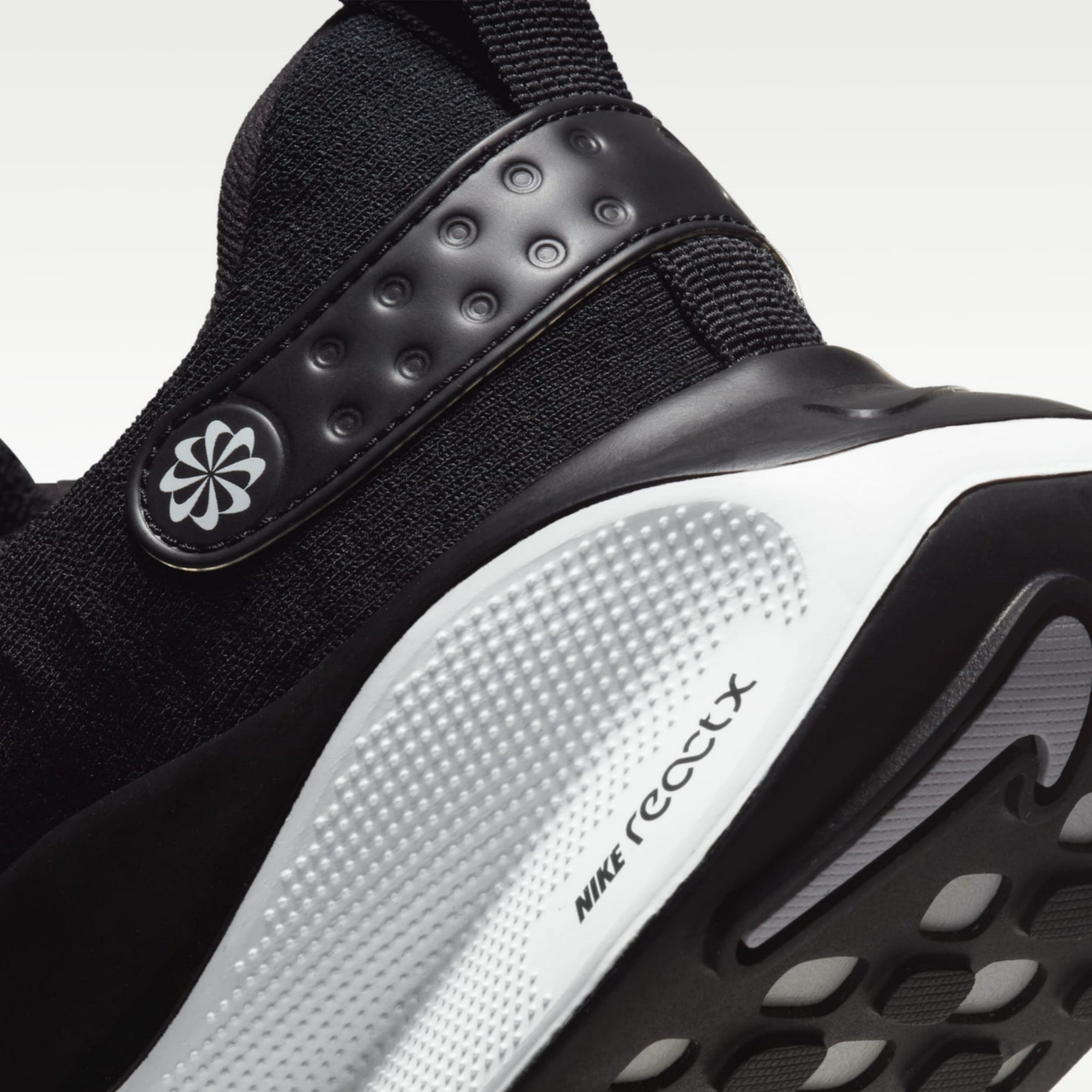Nike ReactX Infinity Run 4