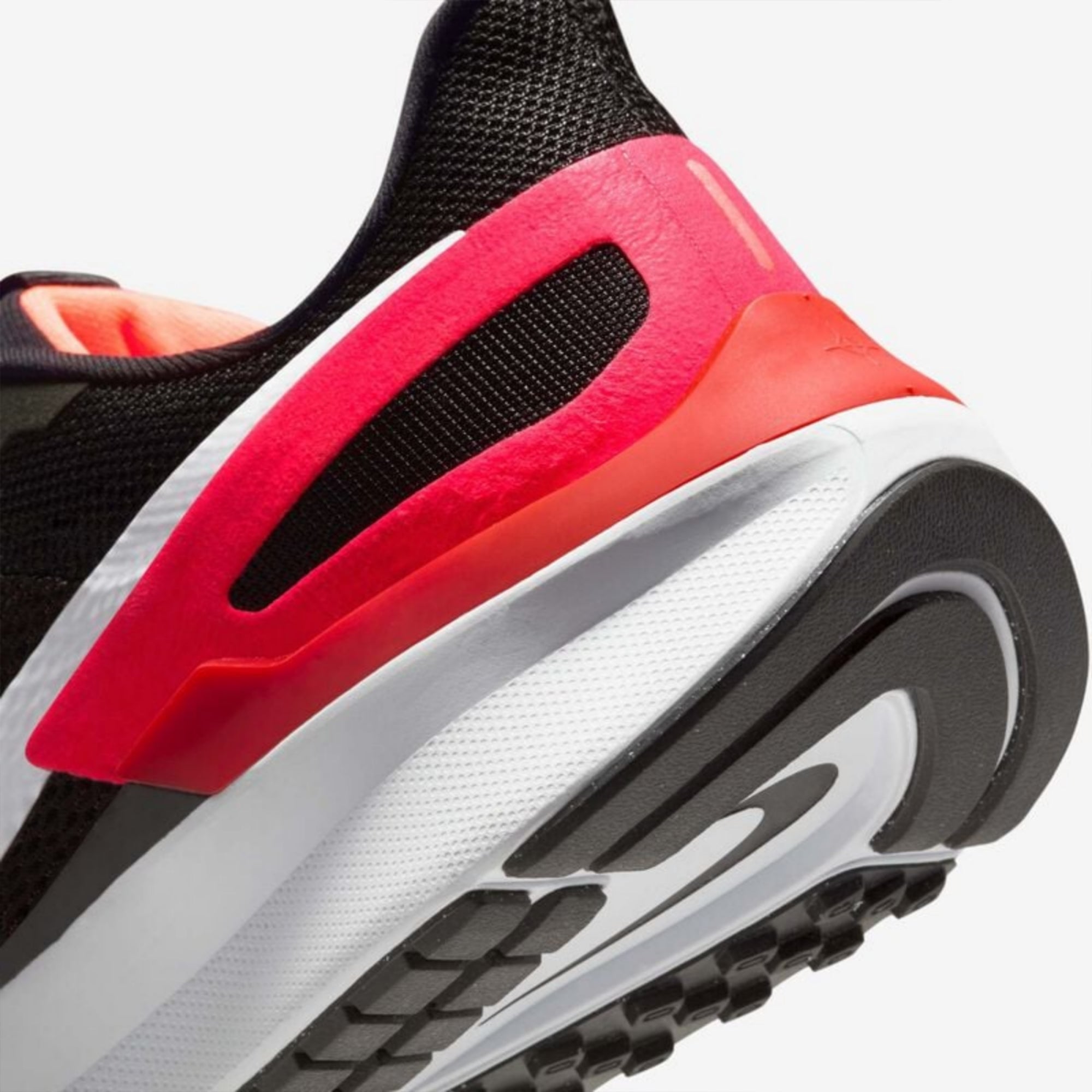 Nike Air Zoom Structure 25