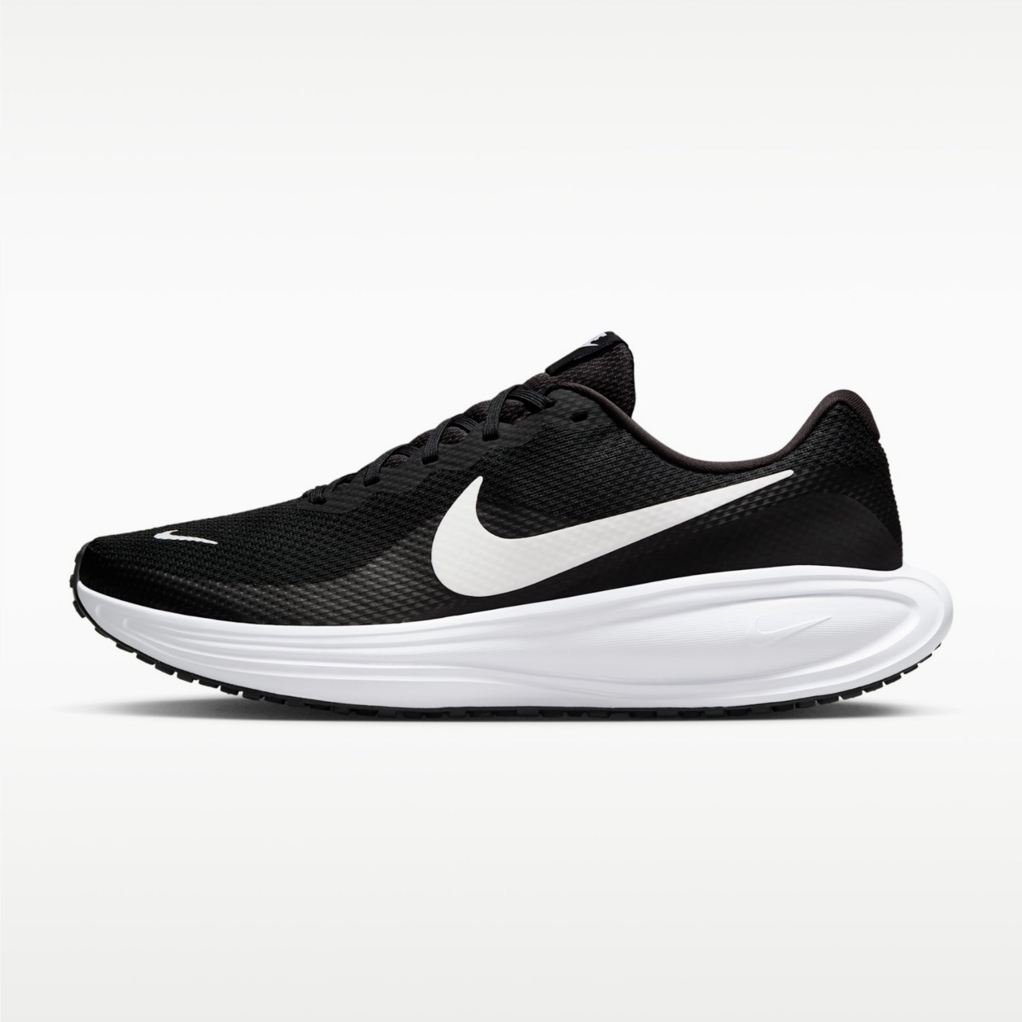 Nike Revolution 8