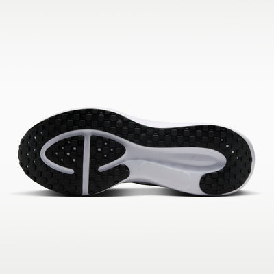 Nike Revolution 8