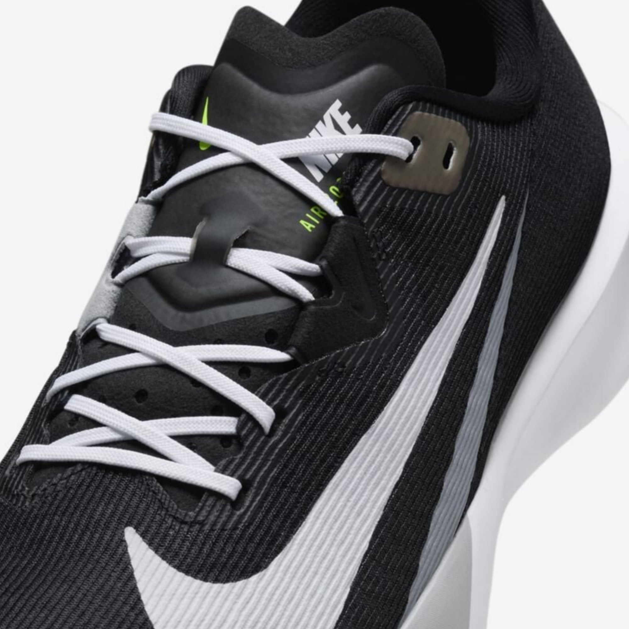Nike Zoom Rival Fly 4