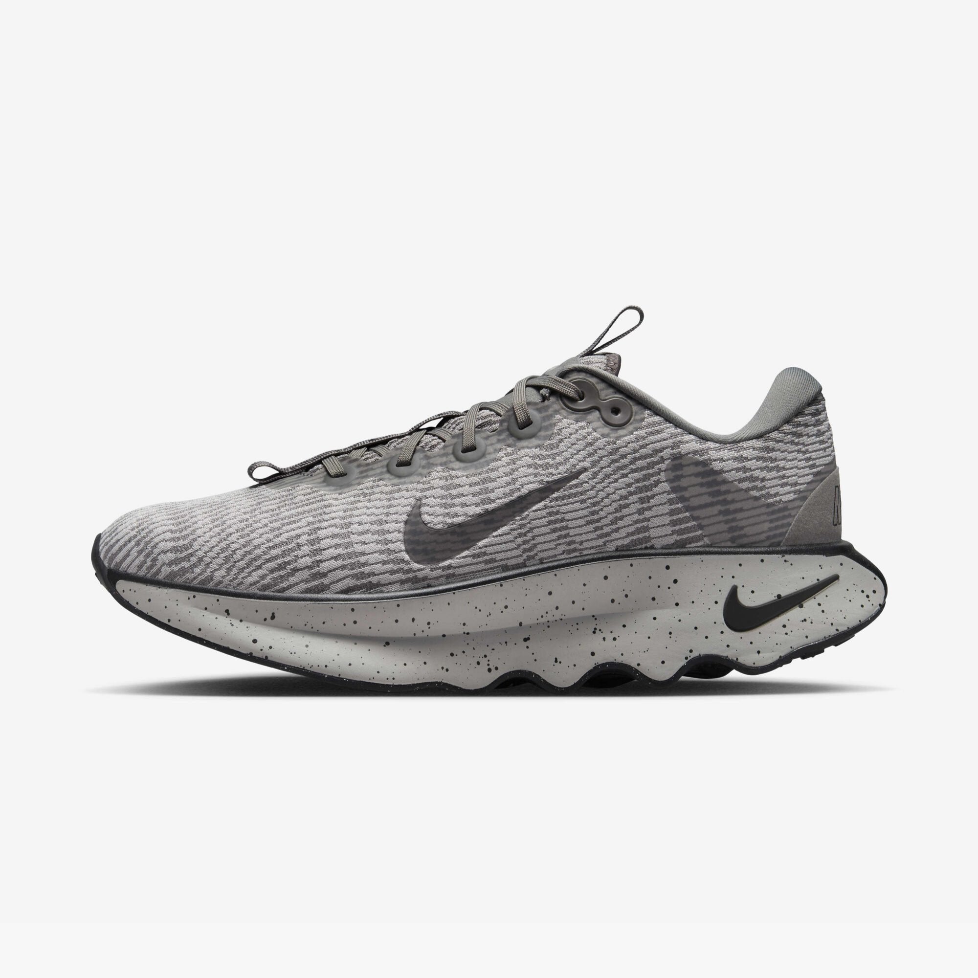Nike Motiva