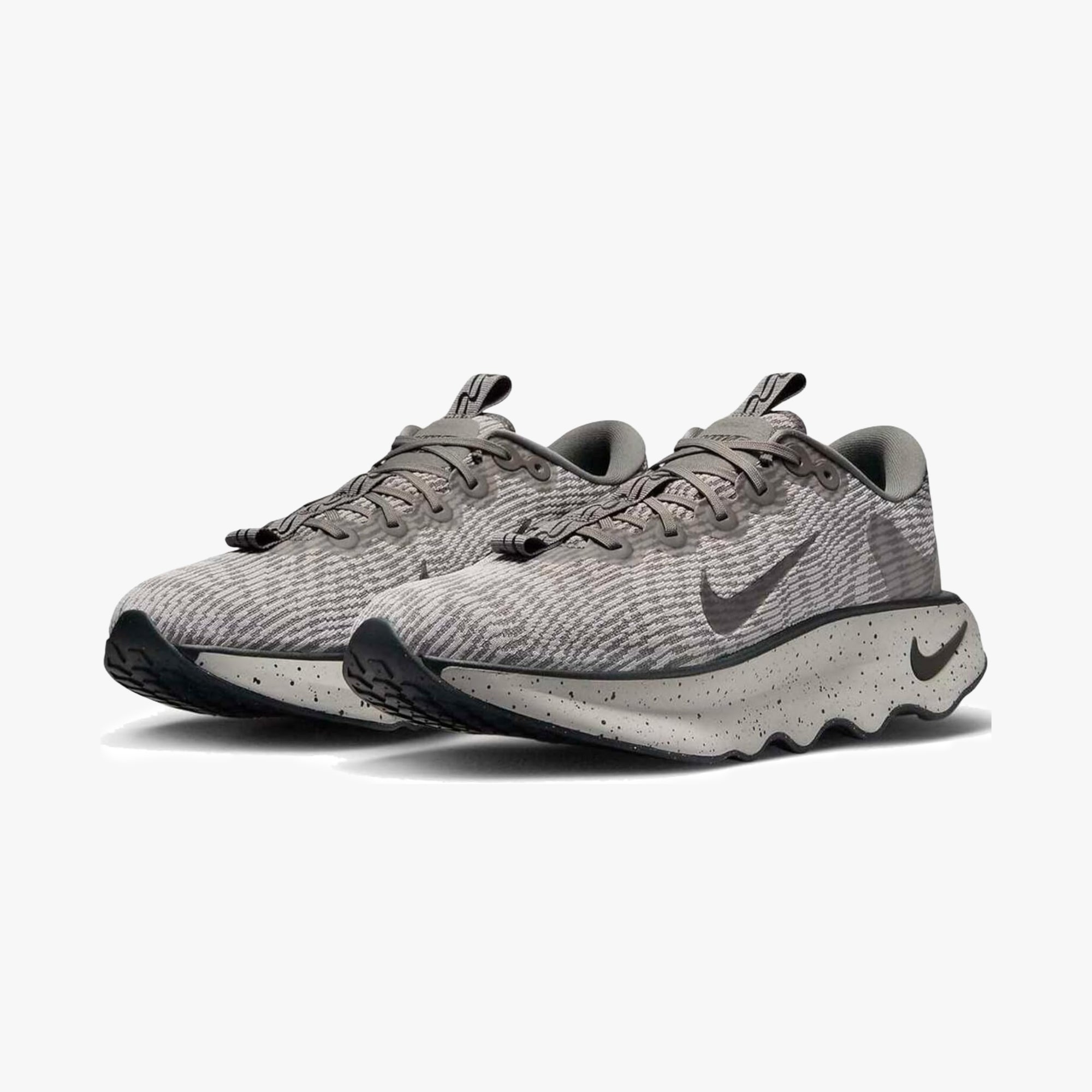 Nike Motiva