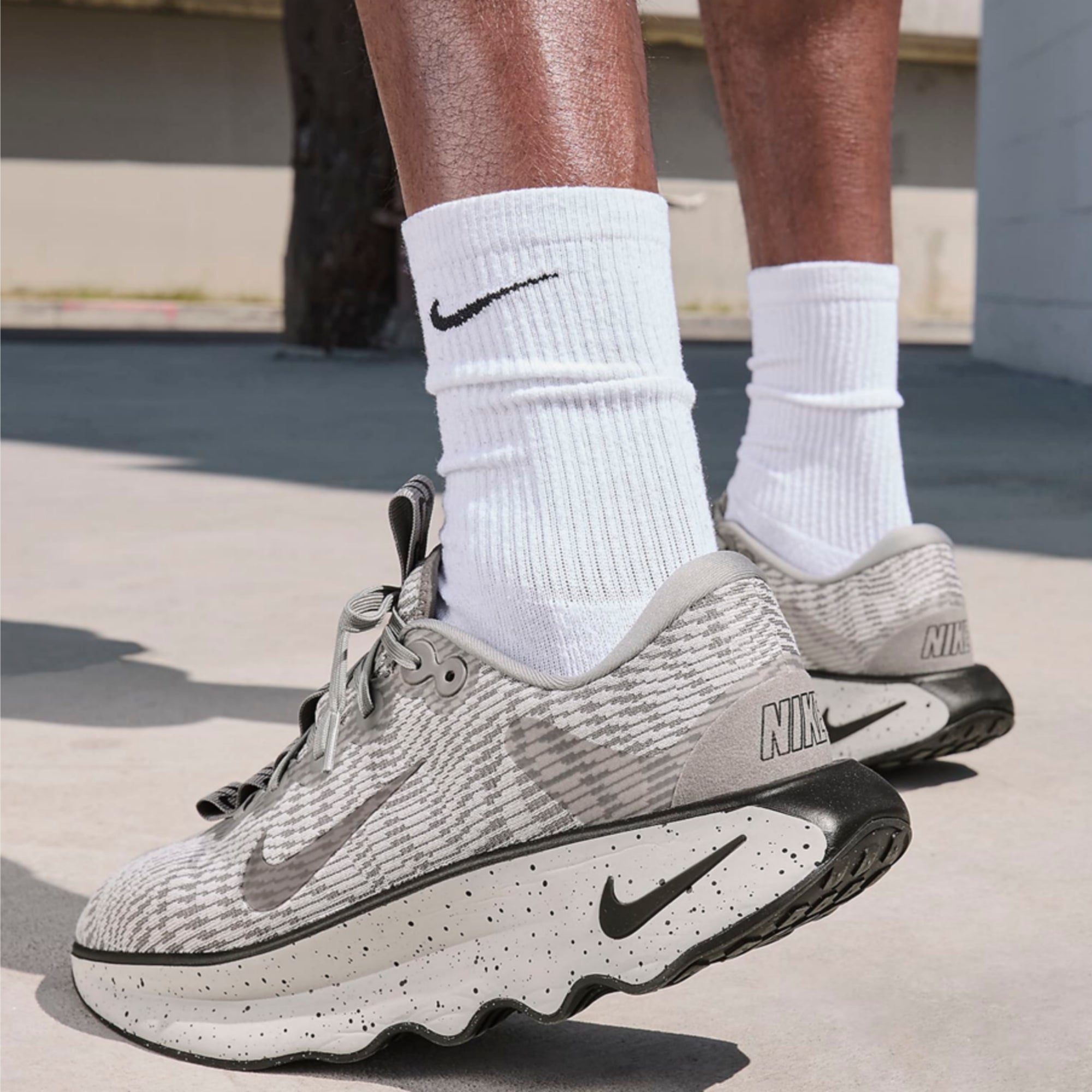 Nike Motiva